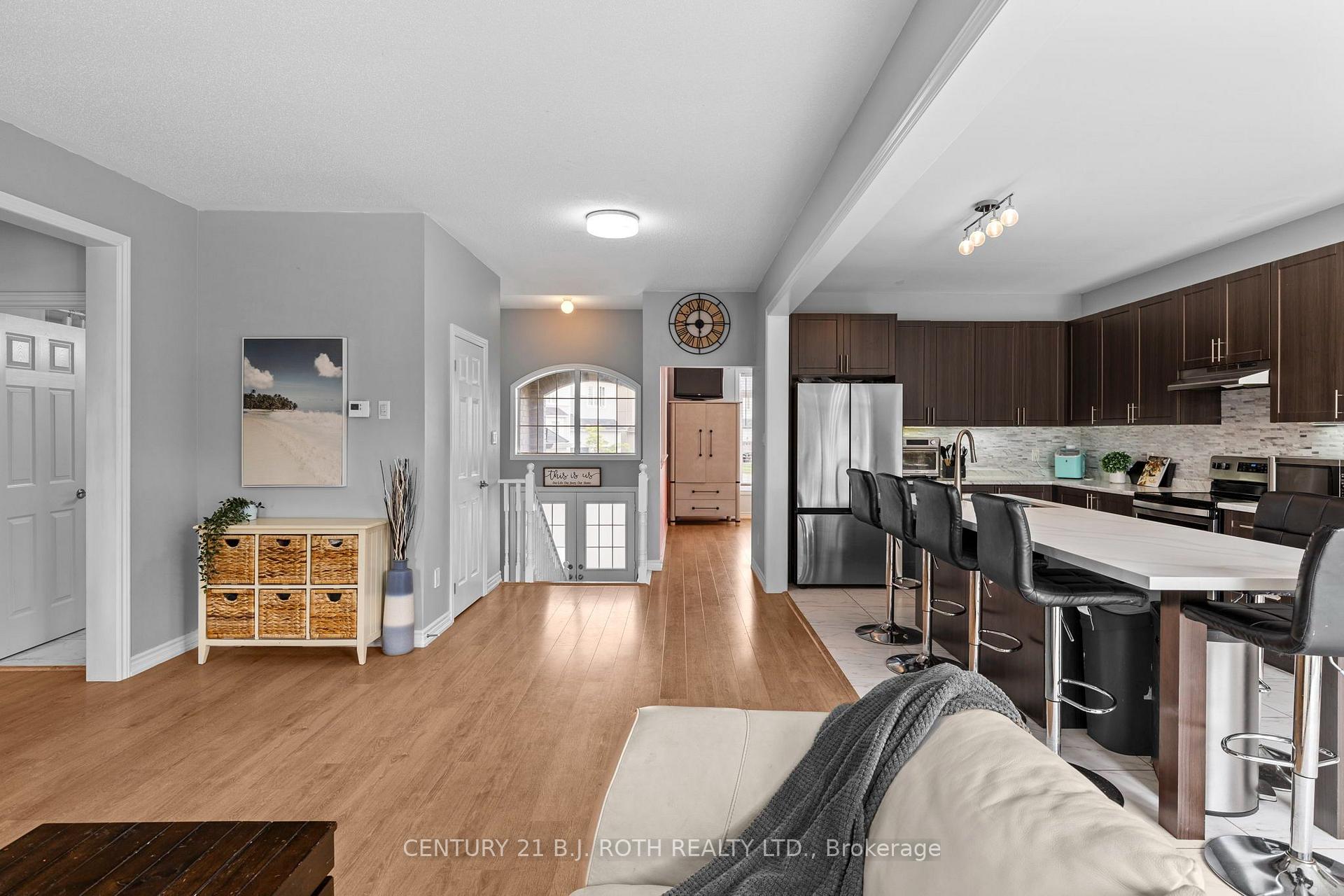 Photo 6 of 211 Roy Drive, Clearview, Stayner — HOMEH