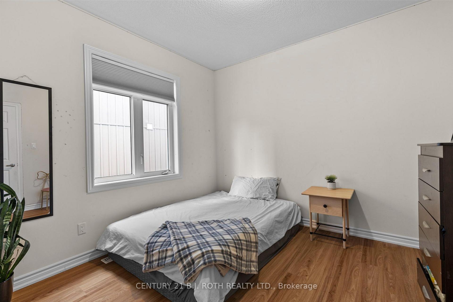 Photo 21 of 211 Roy Drive, Clearview, Stayner — HOMEH
