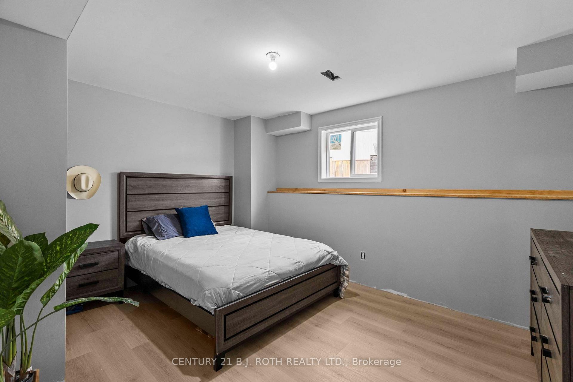 Photo 25 of 211 Roy Drive, Clearview, Stayner — HOMEH