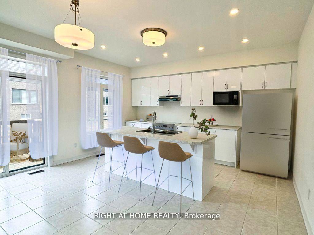 Photo 4 of 95 Hitchman Street, Brant, Paris — HOMEH