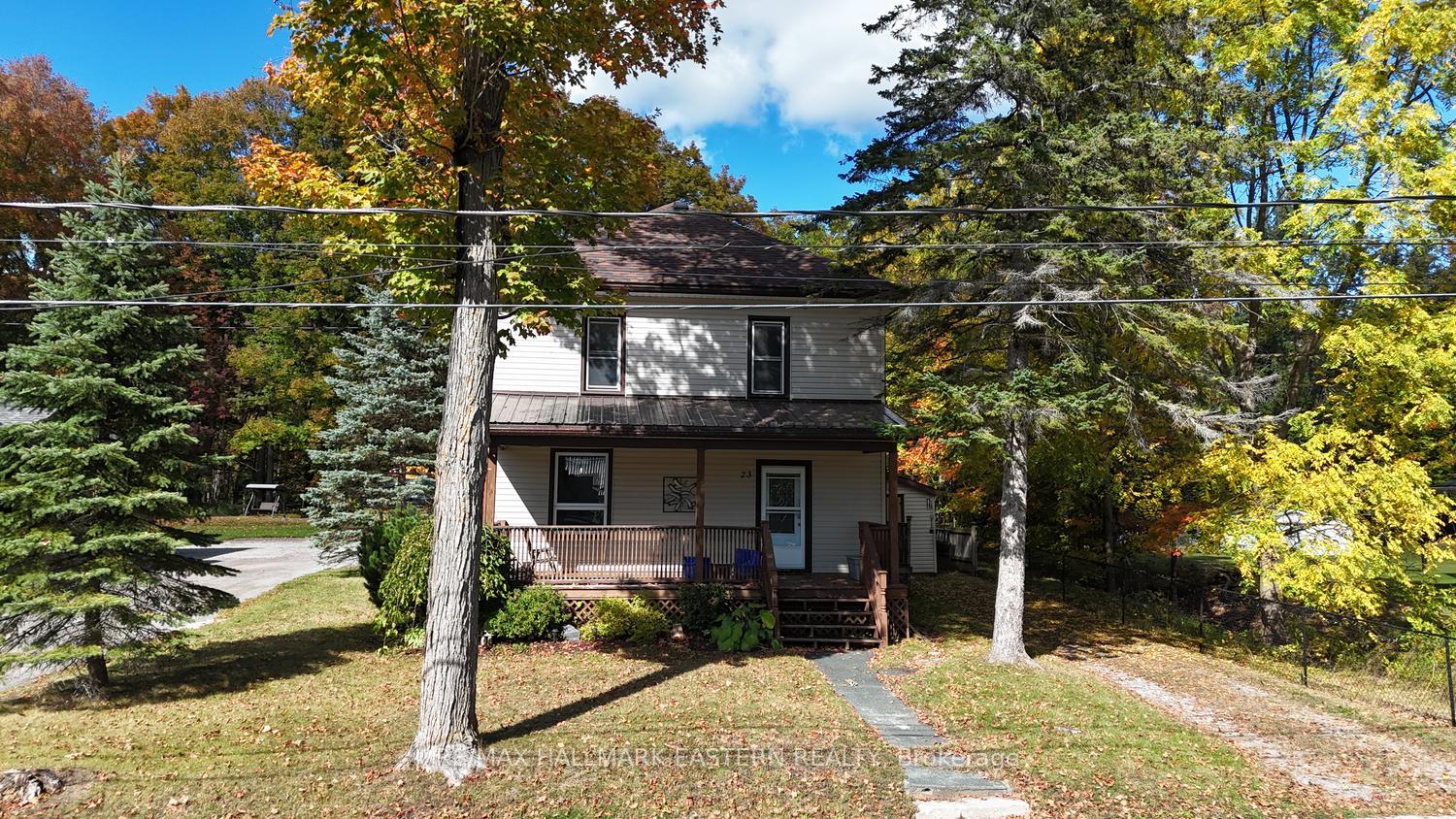 Photo of 23 King Street E