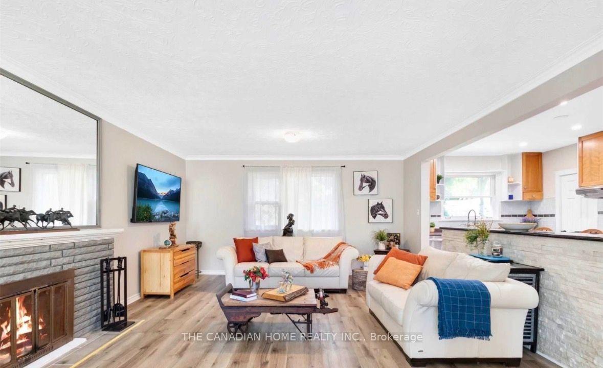Photo 4 of 23 Todd Road, Scarborough, Agincourt South-Malvern West — HOMEH
