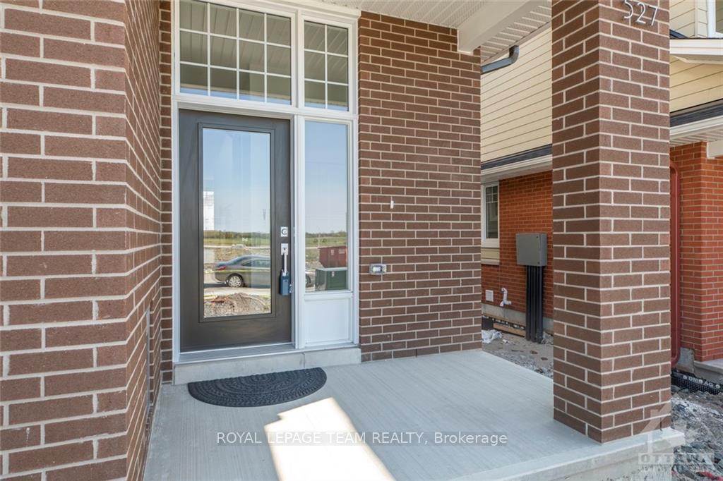 Photo 6 of 527 Hitzlay Terrace, Ottawa, Kanata - Kanata Lakes/Heritage Hills — HOMEH