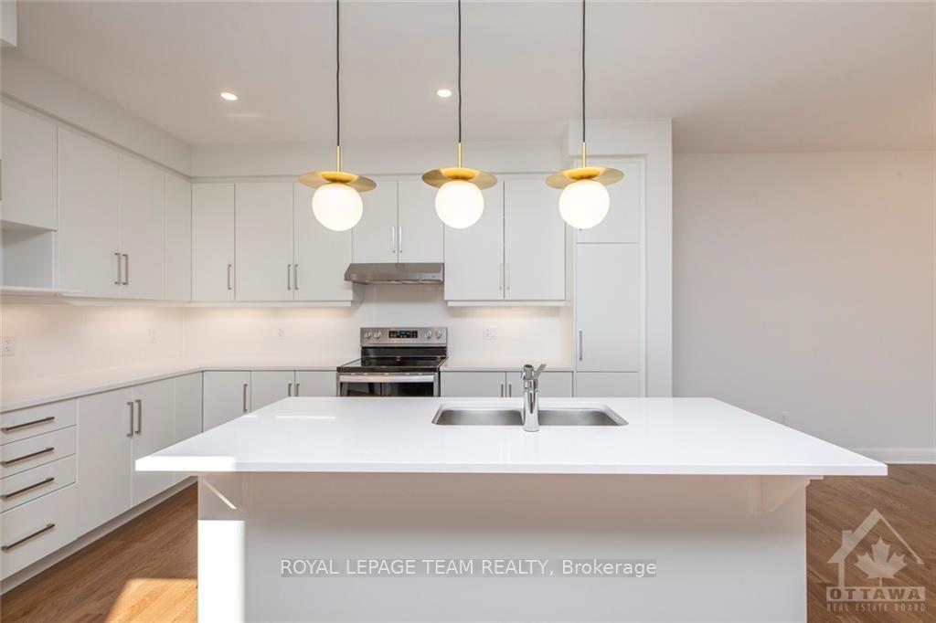 Photo 13 of 527 Hitzlay Terrace, Ottawa, Kanata - Kanata Lakes/Heritage Hills — HOMEH