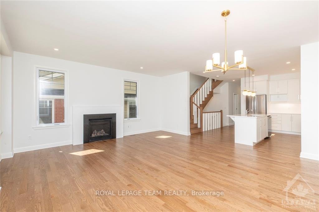 Photo 18 of 527 Hitzlay Terrace, Ottawa, Kanata - Kanata Lakes/Heritage Hills — HOMEH