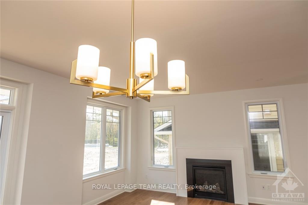 Photo 20 of 527 Hitzlay Terrace, Ottawa, Kanata - Kanata Lakes/Heritage Hills — HOMEH