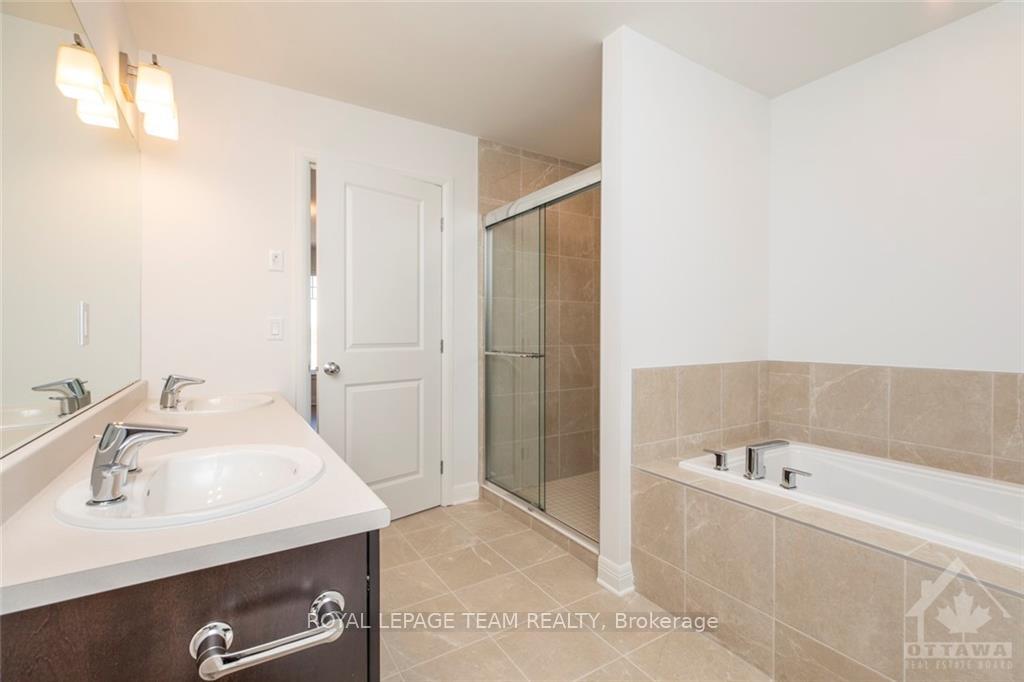 Photo 26 of 527 Hitzlay Terrace, Ottawa, Kanata - Kanata Lakes/Heritage Hills — HOMEH