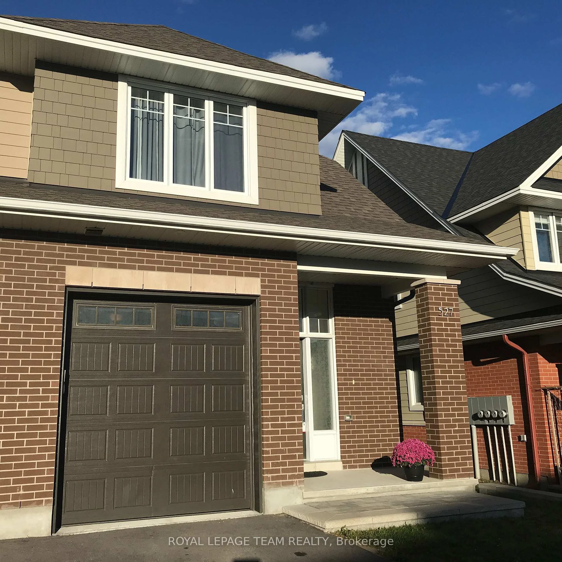 Photo 3 of 527 Hitzlay Terrace, Ottawa, Kanata - Kanata Lakes/Heritage Hills — HOMEH