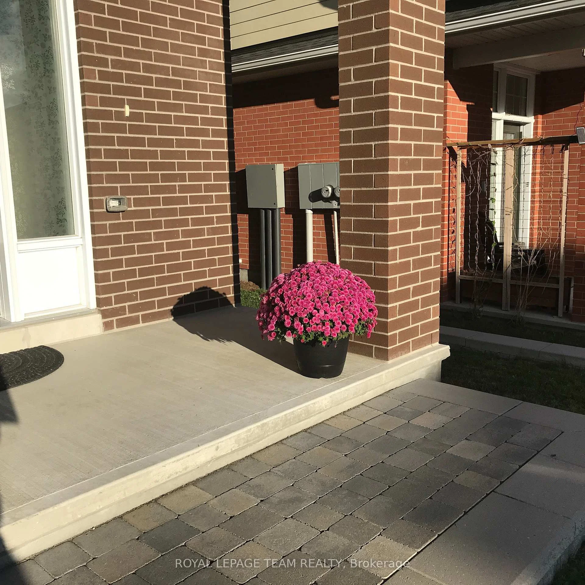 Photo 5 of 527 Hitzlay Terrace, Ottawa, Kanata - Kanata Lakes/Heritage Hills — HOMEH