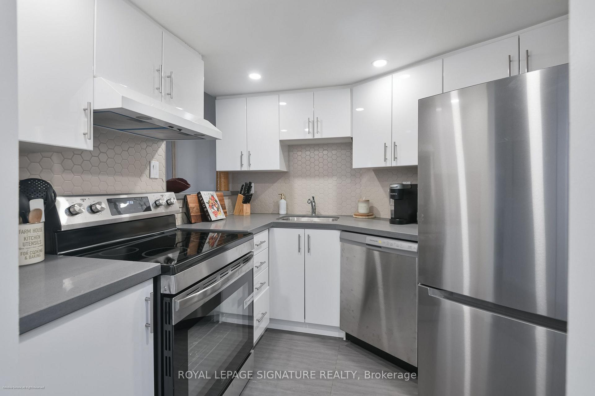 Photo 9 of Unit 415, 456 College Street, Toronto, Palmerston-Little Italy — HOMEH