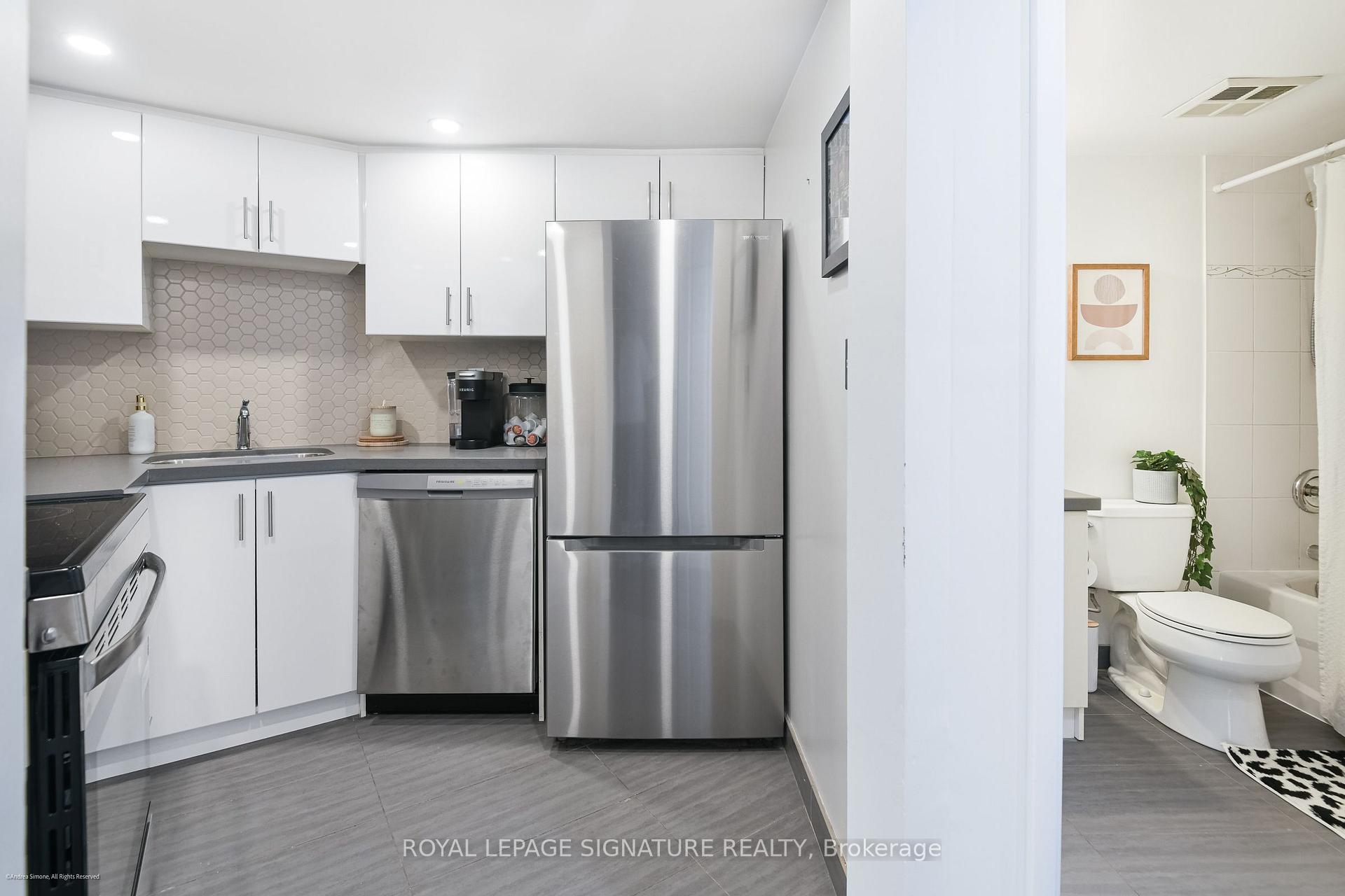 Photo 10 of Unit 415, 456 College Street, Toronto, Palmerston-Little Italy — HOMEH