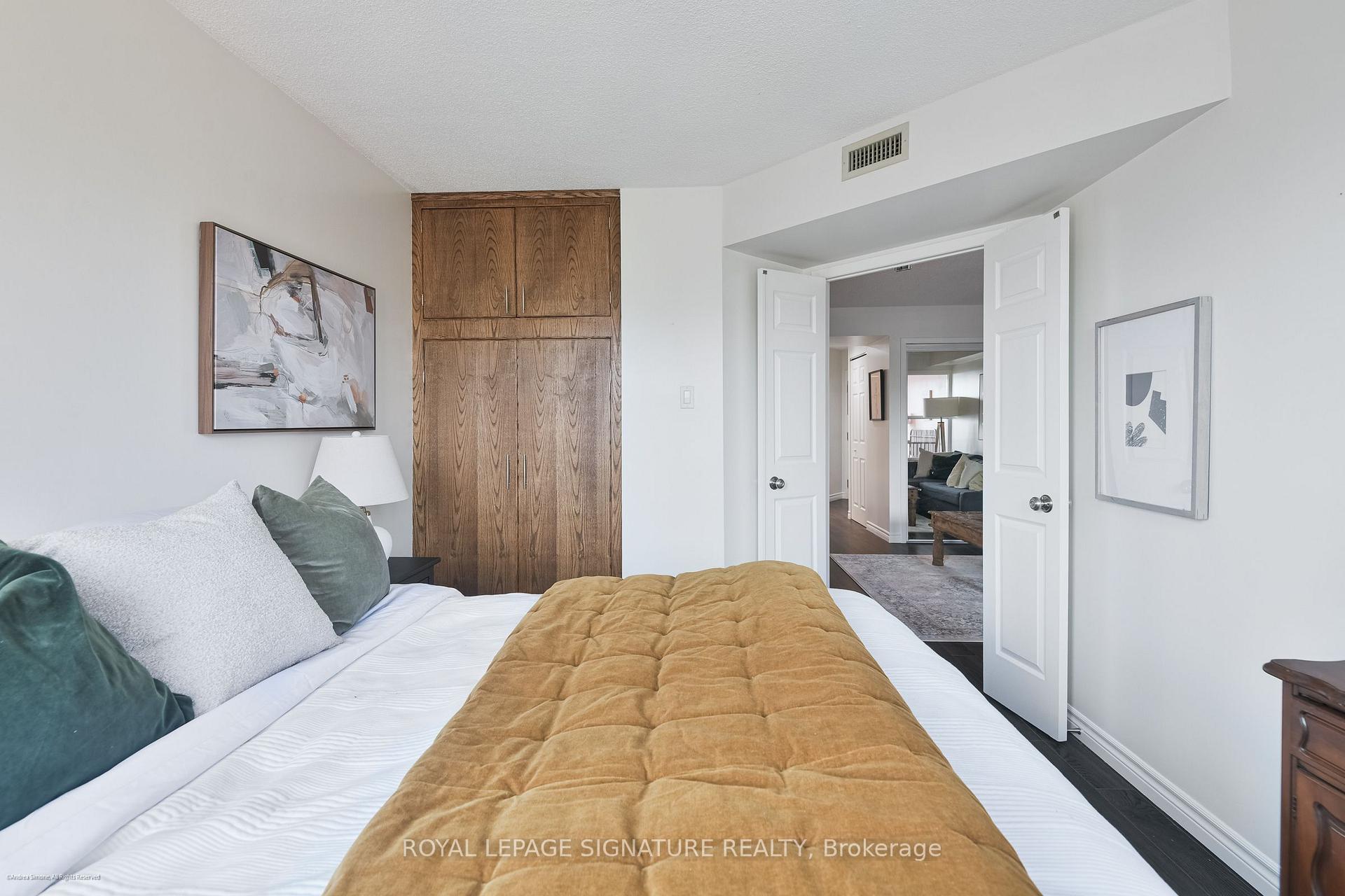 Photo 12 of Unit 415, 456 College Street, Toronto, Palmerston-Little Italy — HOMEH