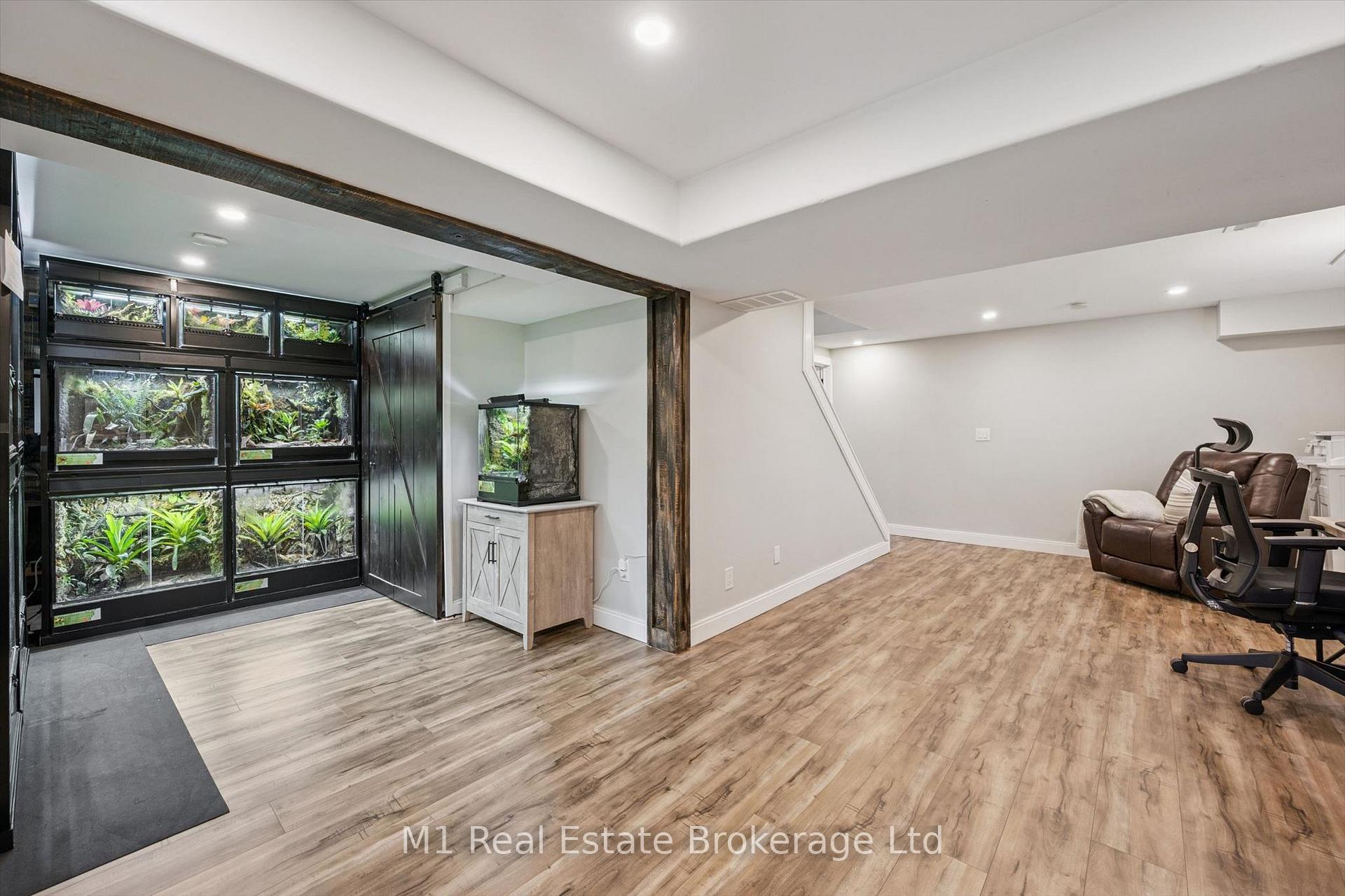 Photo 31 of 53 Johanna Drive, Cambridge, St Andrews/Southwood — HOMEH