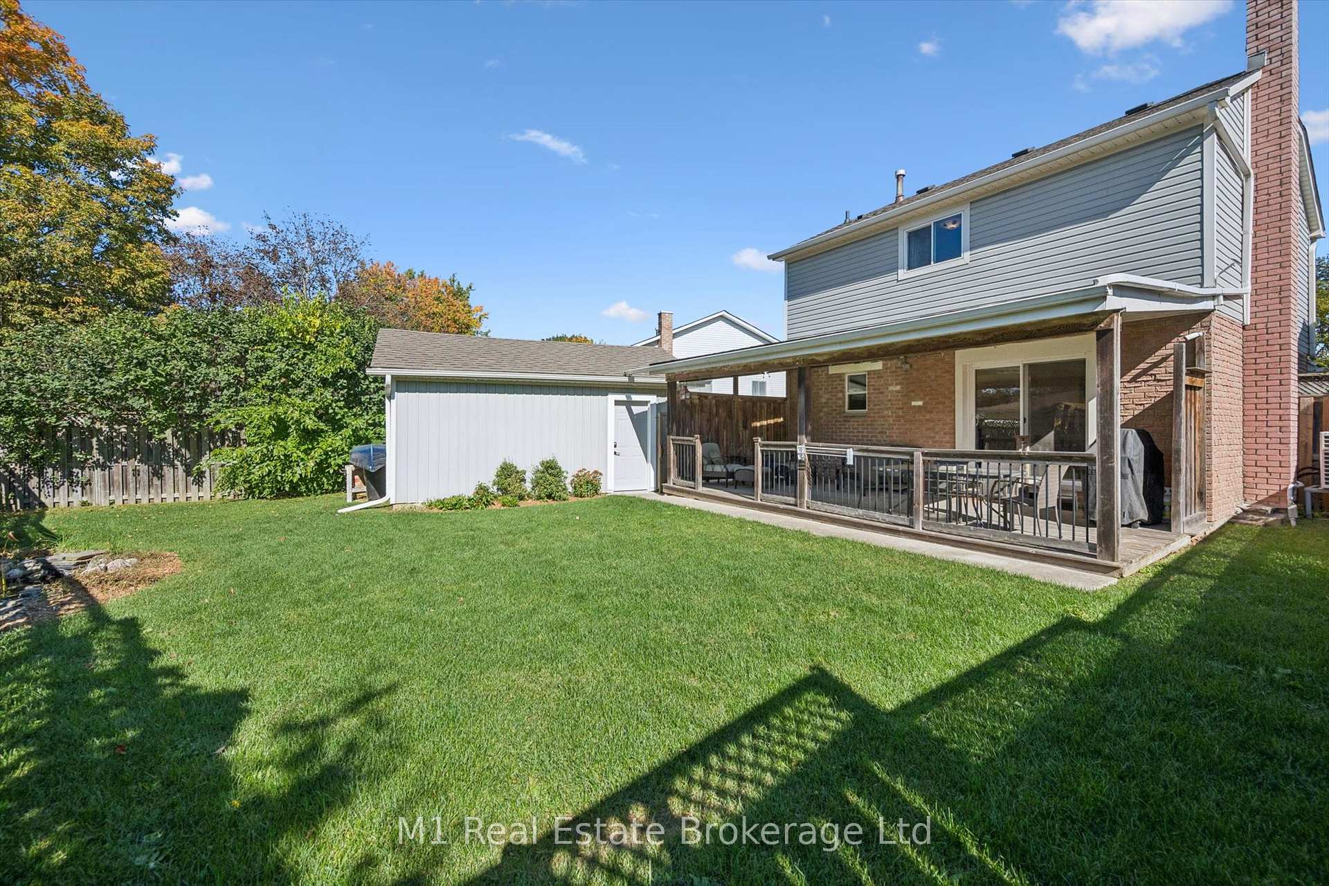 Photo 36 of 53 Johanna Drive, Cambridge, St Andrews/Southwood — HOMEH