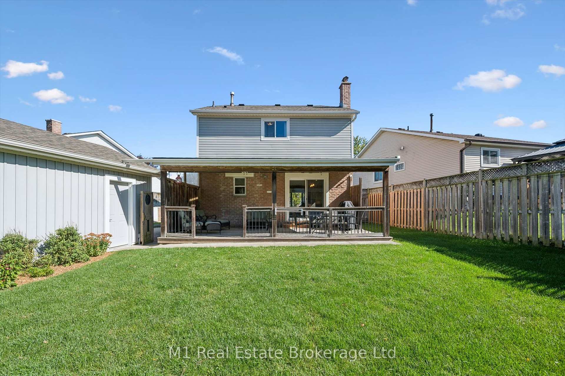 Photo 37 of 53 Johanna Drive, Cambridge, St Andrews/Southwood — HOMEH