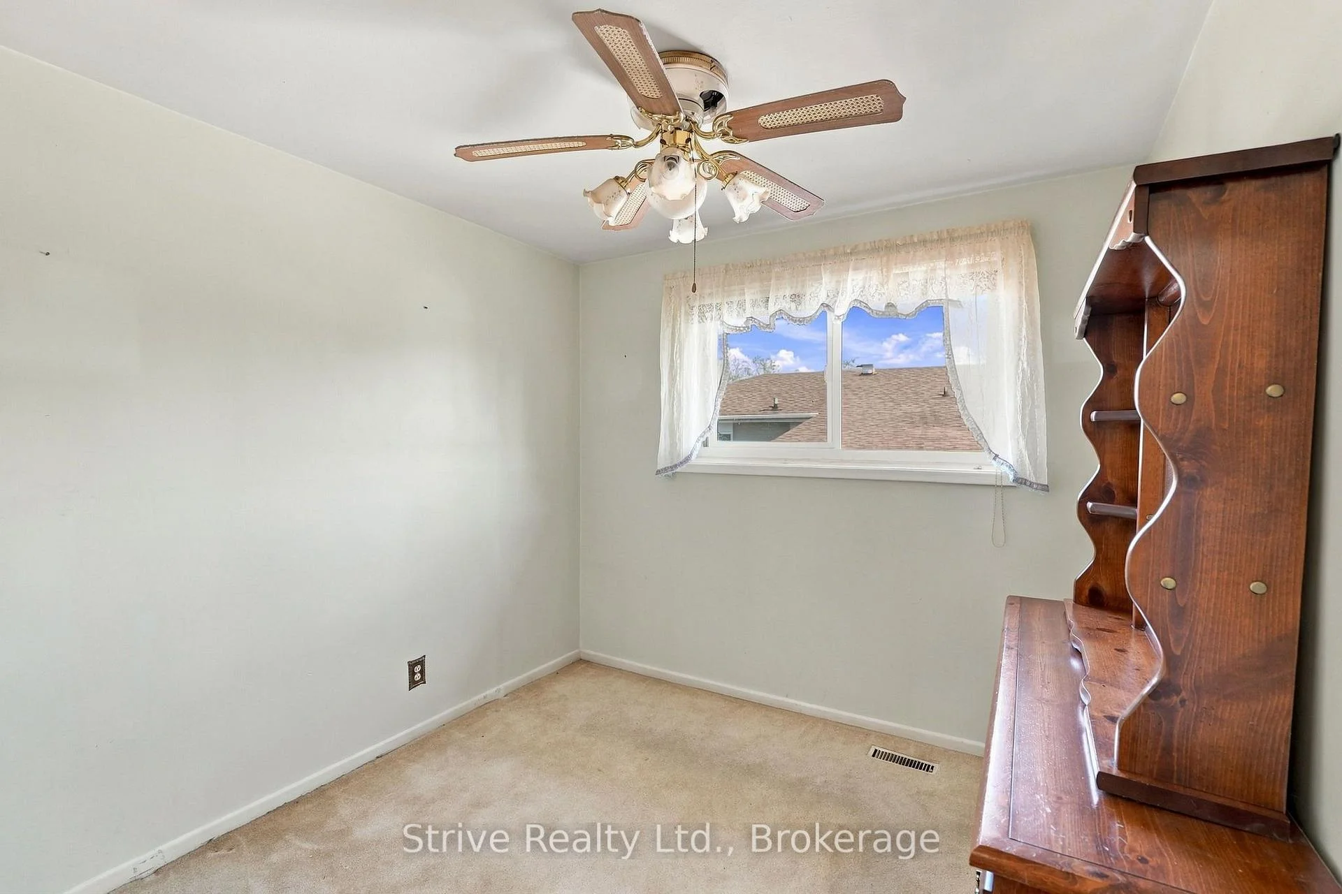 Photo 10 of 1329 Tatra Drive, Pickering, Bay Ridges — HOMEH