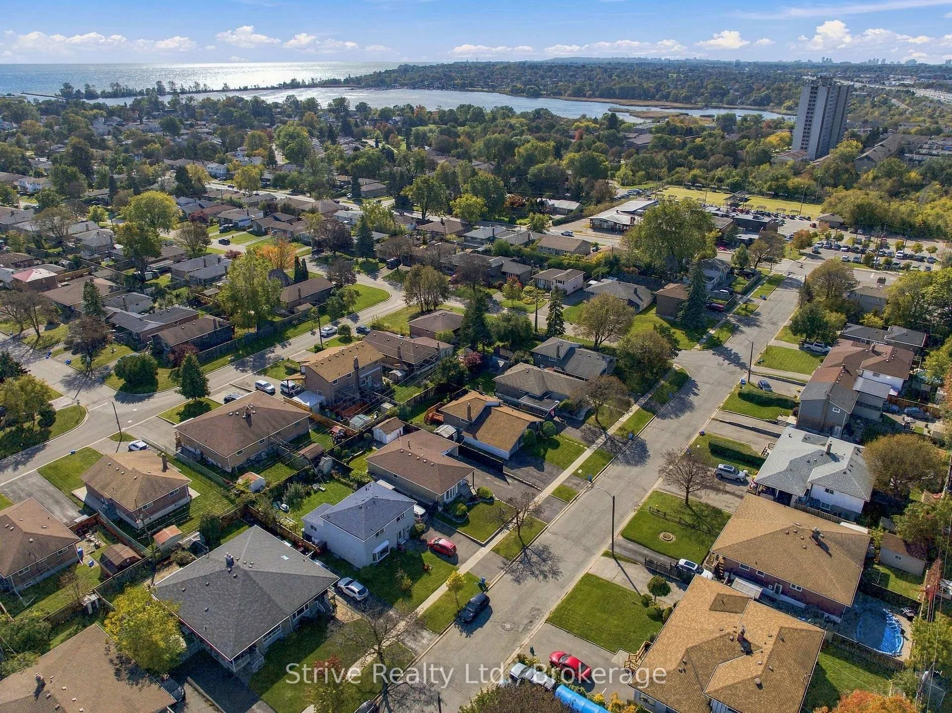 Photo 19 of 1329 Tatra Drive, Pickering, Bay Ridges — HOMEH