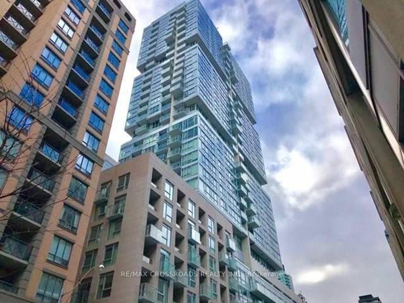 Photo of Unit 1708, 199 Richmond Street W