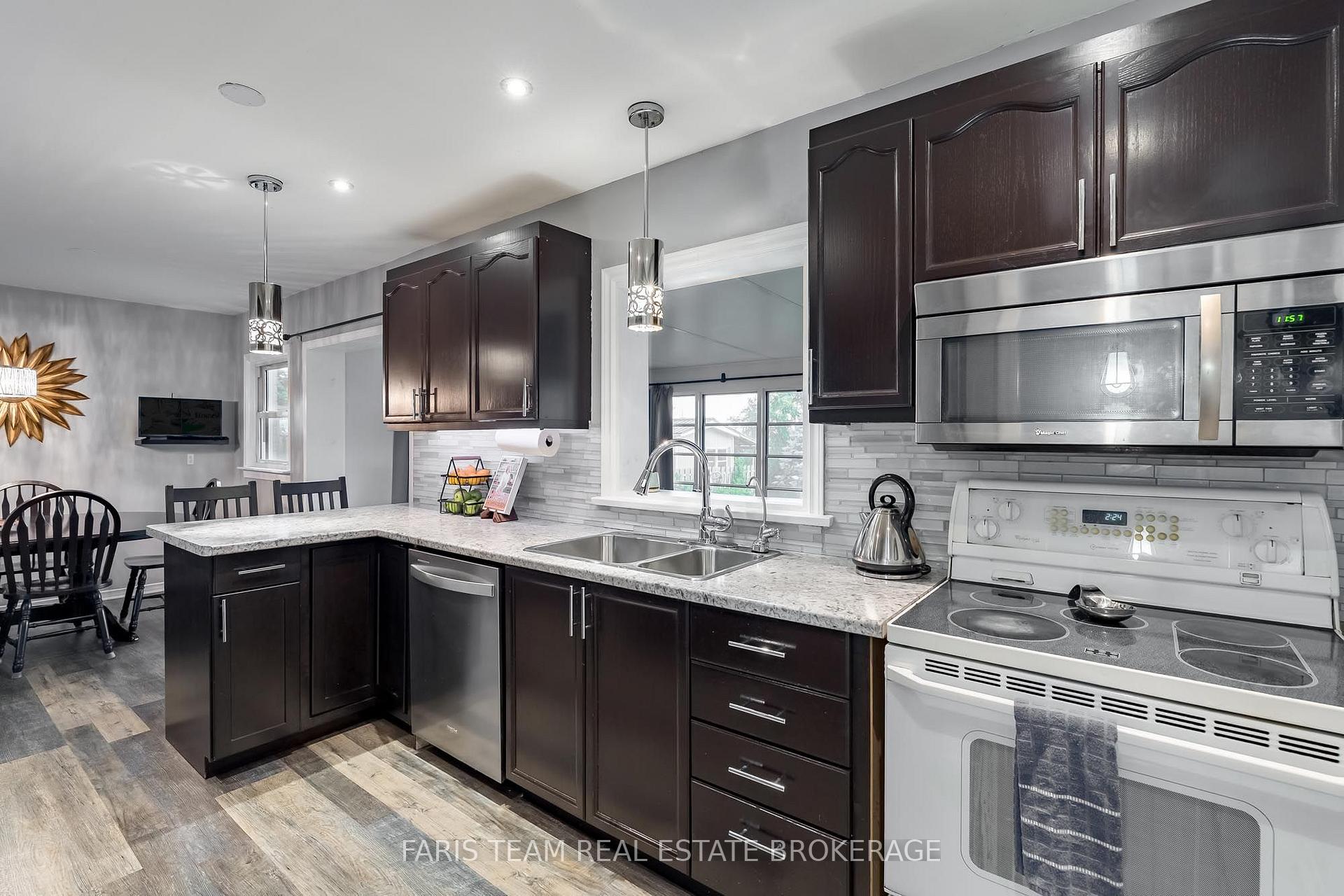 Photo 13 of 300 Juliana Road, King, Rural King — HOMEH