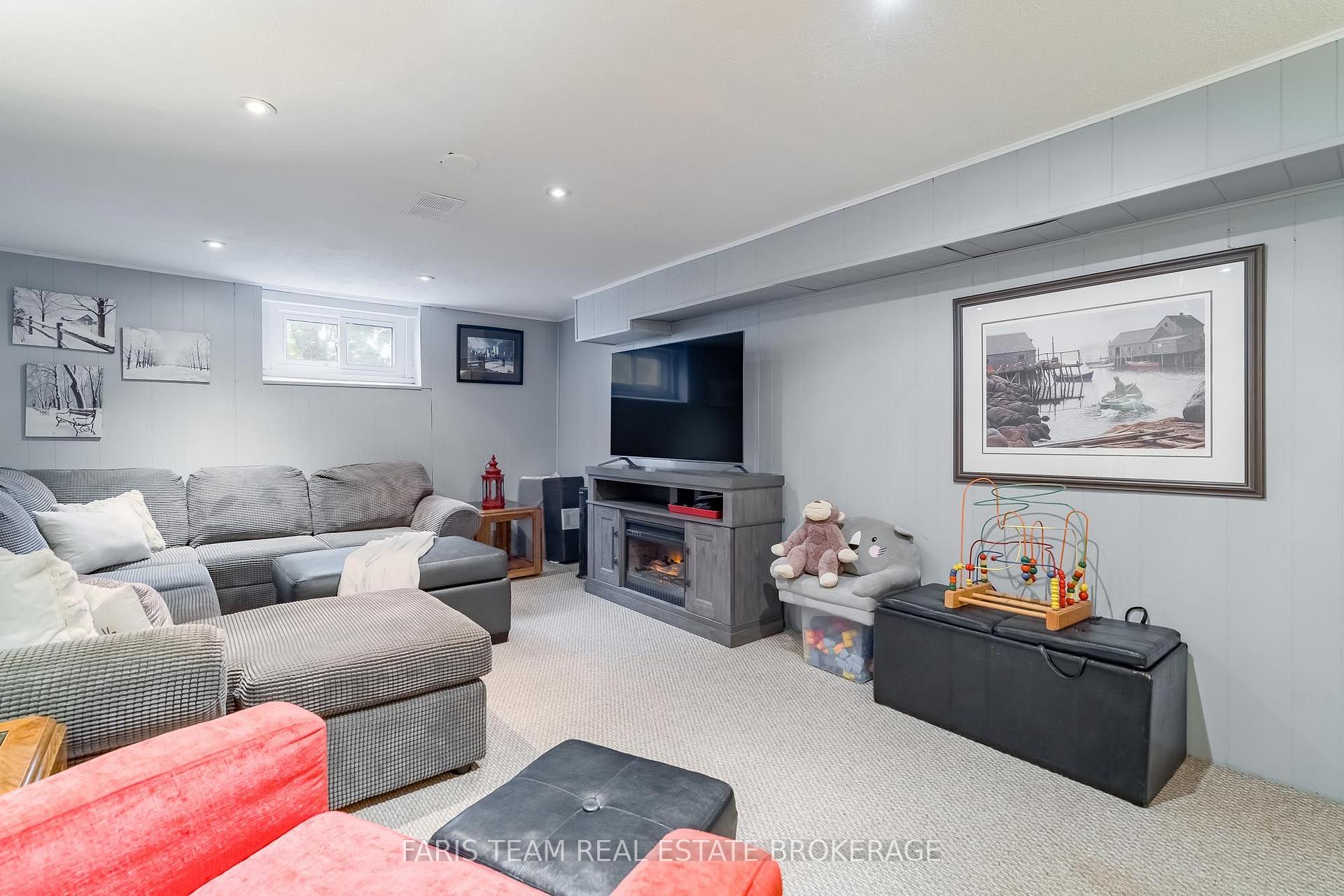 Photo 31 of 300 Juliana Road, King, Rural King — HOMEH
