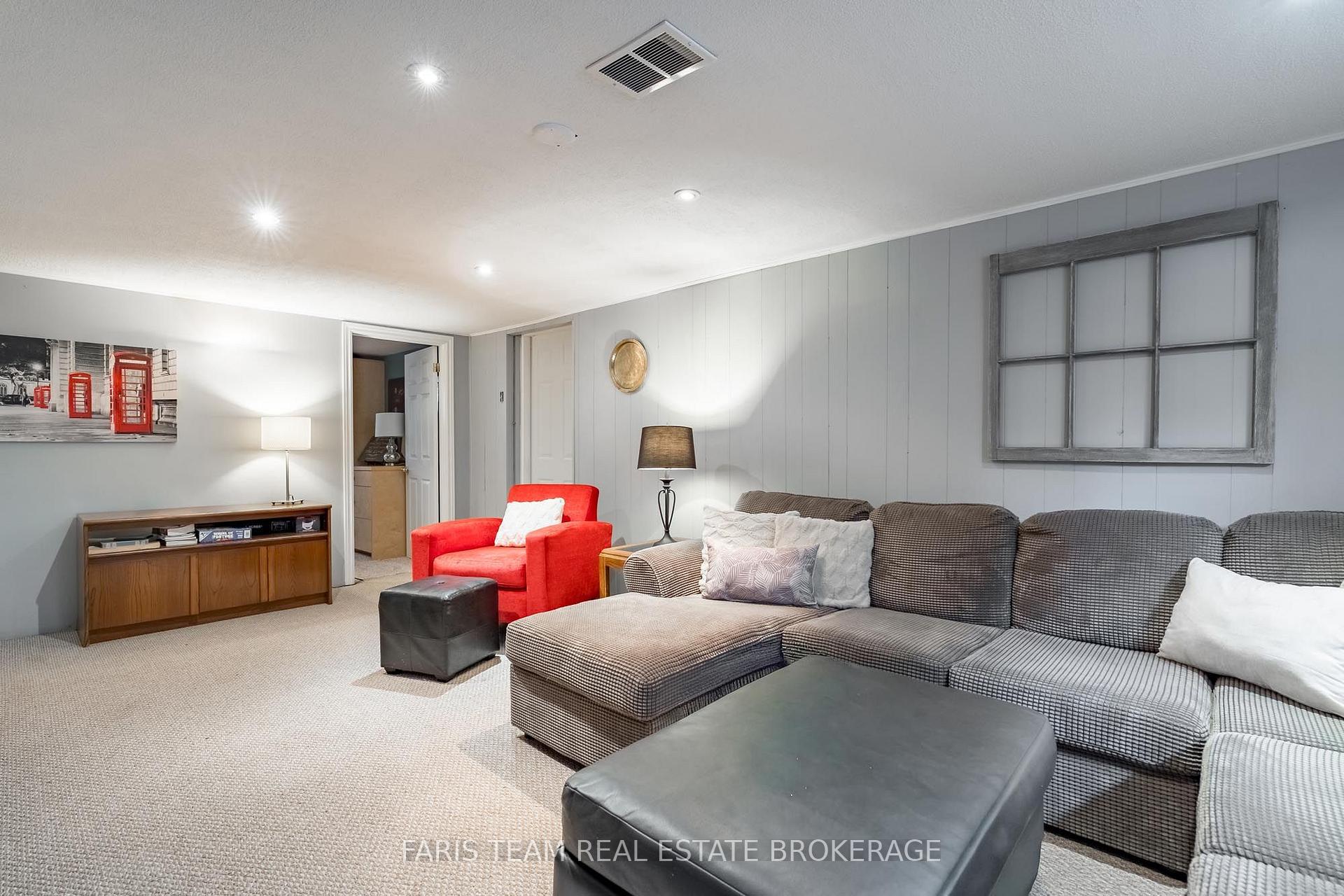Photo 32 of 300 Juliana Road, King, Rural King — HOMEH