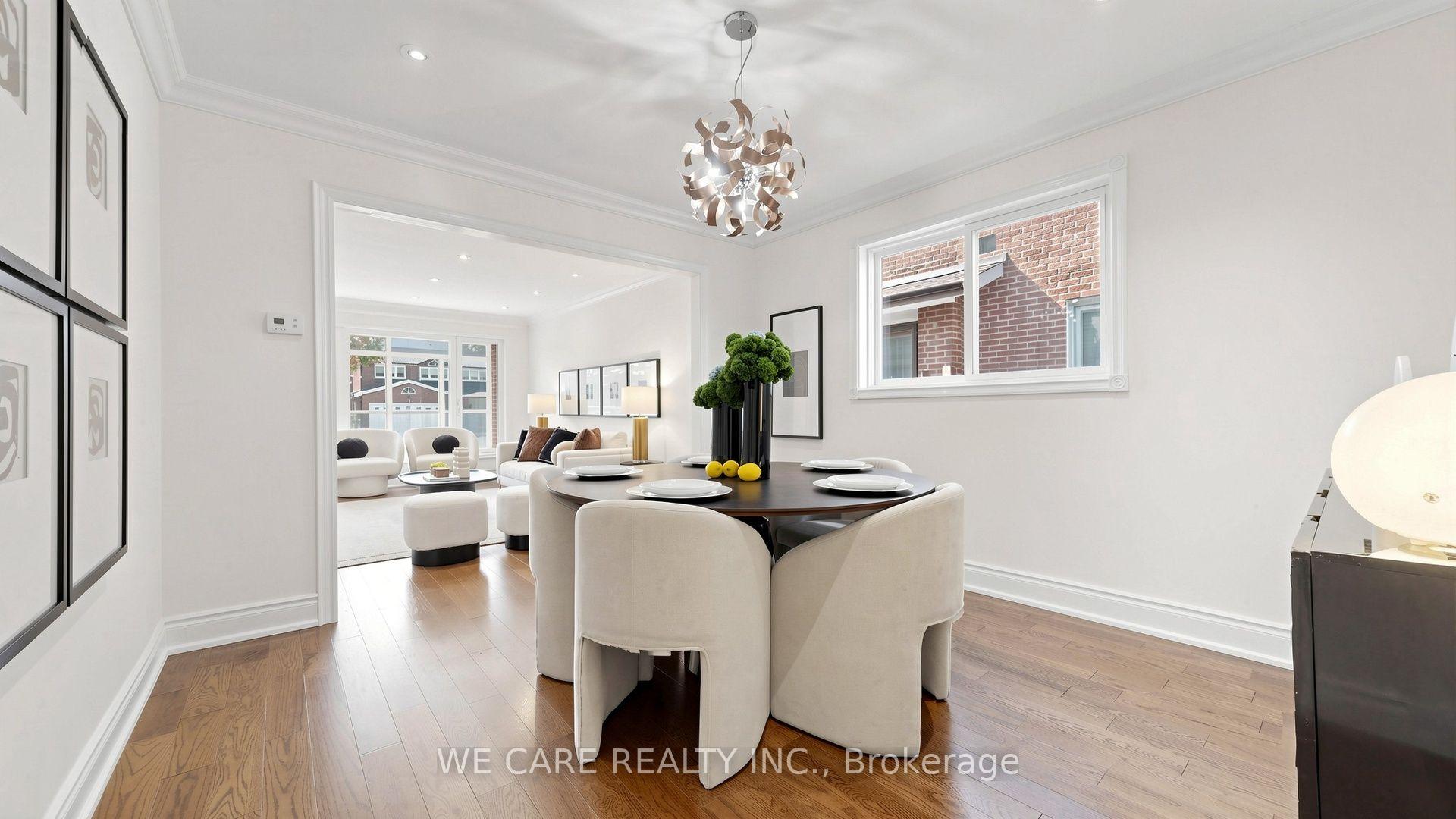 Photo 9 of 82 Barrington Crescent, Markham, Milliken Mills West — HOMEH