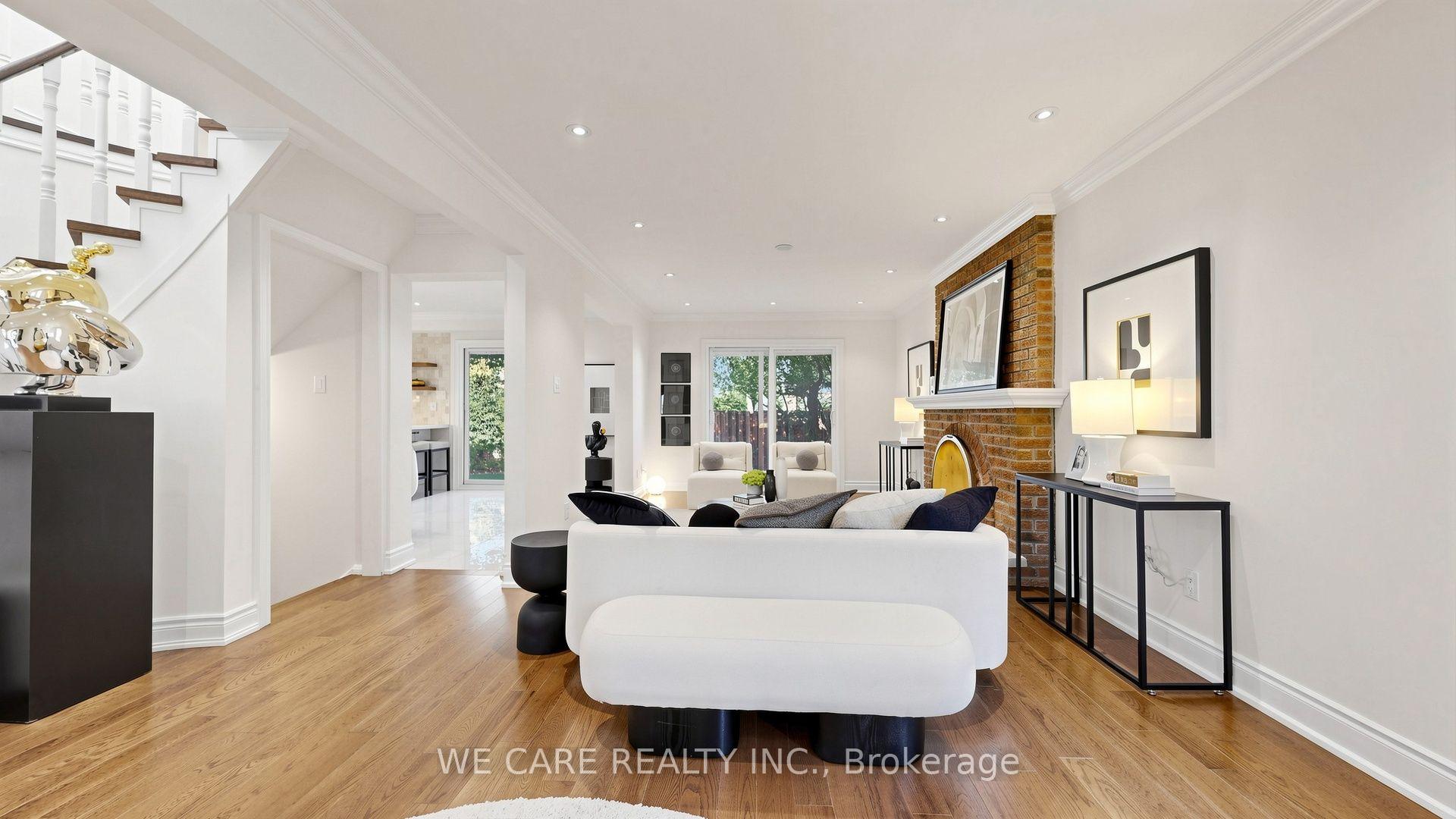 Photo 13 of 82 Barrington Crescent, Markham, Milliken Mills West — HOMEH