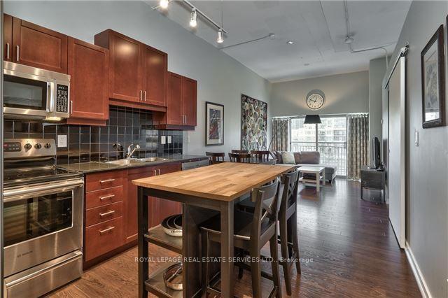 Photo 4 of Unit 316, 2 Fieldway Road, Etobicoke, Islington-City Centre West — HOMEH