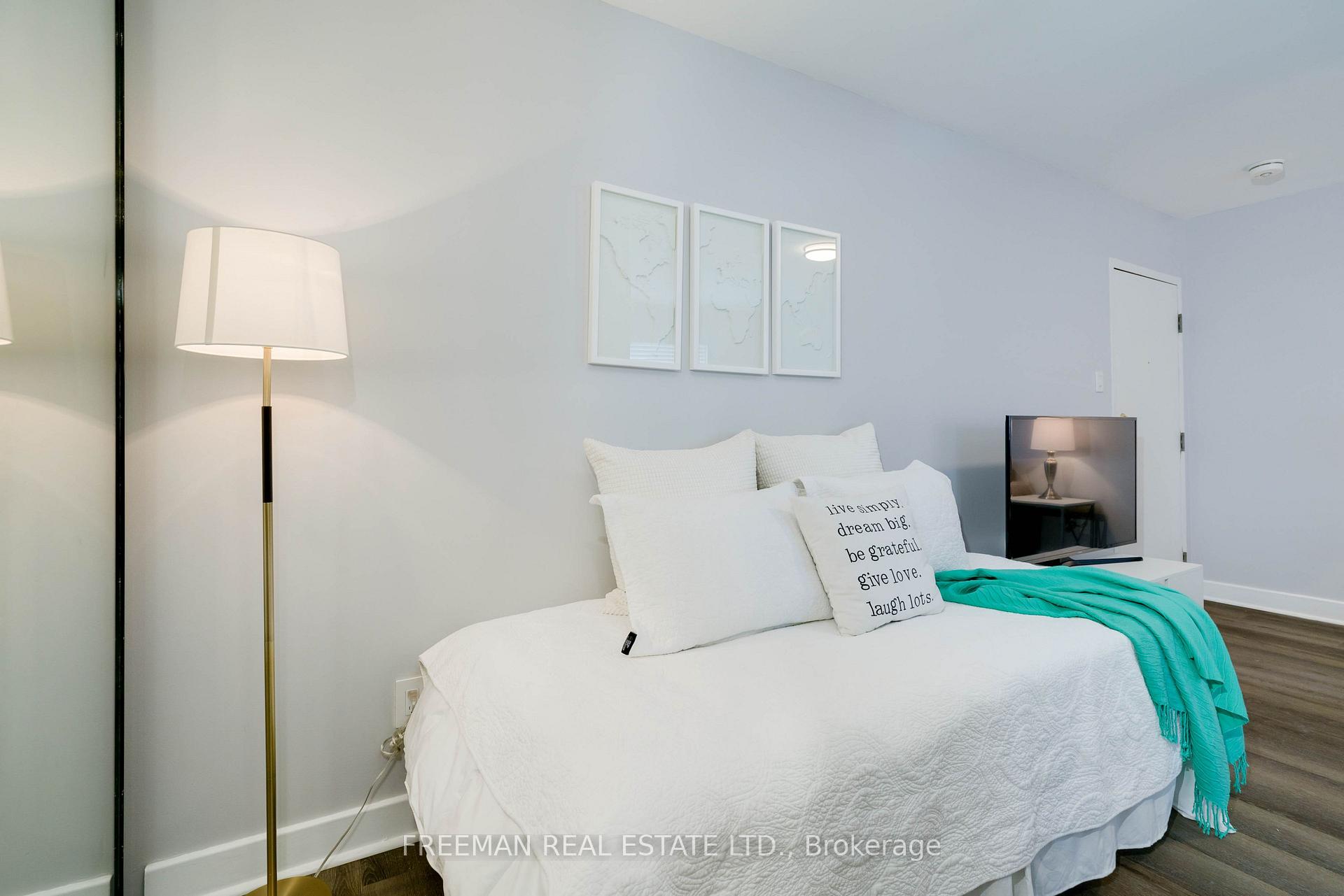 Photo 10 of Unit 304, 214 Wellesley Street, Toronto, Cabbagetown-South St. James Town — HOMEH