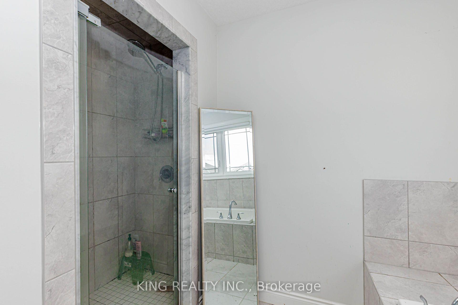 Photo 31 of 2494 Leeds Crossing, London, South U — HOMEH