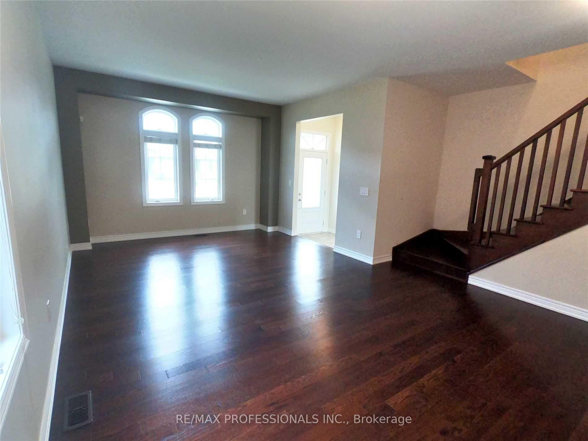 Photo 2 of 258 Inspire Boulevard, Brampton, Sandringham-Wellington North — HOMEH