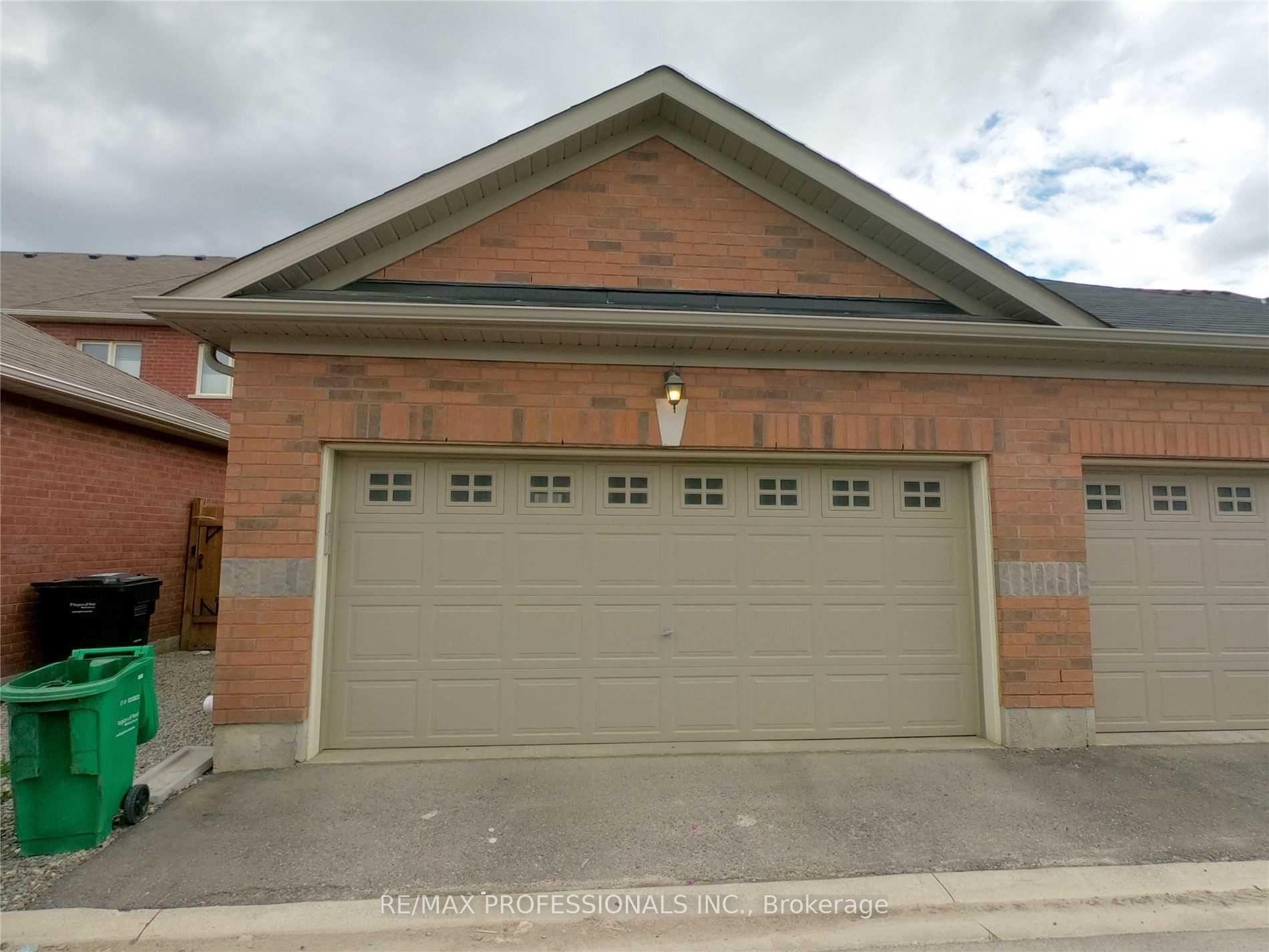 Photo 8 of 258 Inspire Boulevard, Brampton, Sandringham-Wellington North — HOMEH