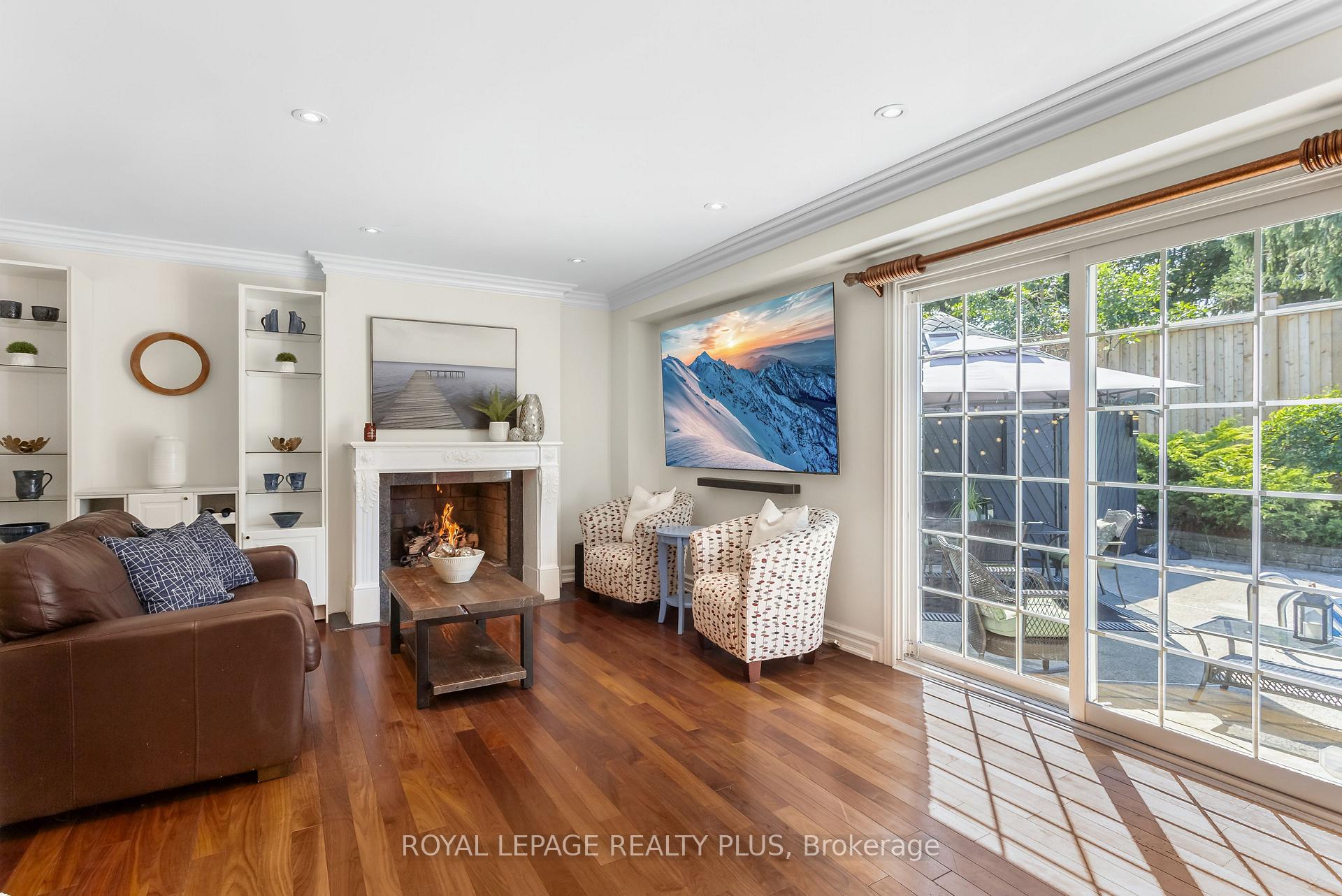 Photo 11 of 2985 Dancer Court, Mississauga, Erin Mills — HOMEH