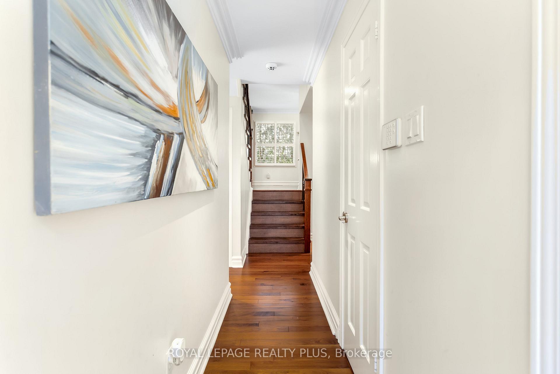 Photo 14 of 2985 Dancer Court, Mississauga, Erin Mills — HOMEH