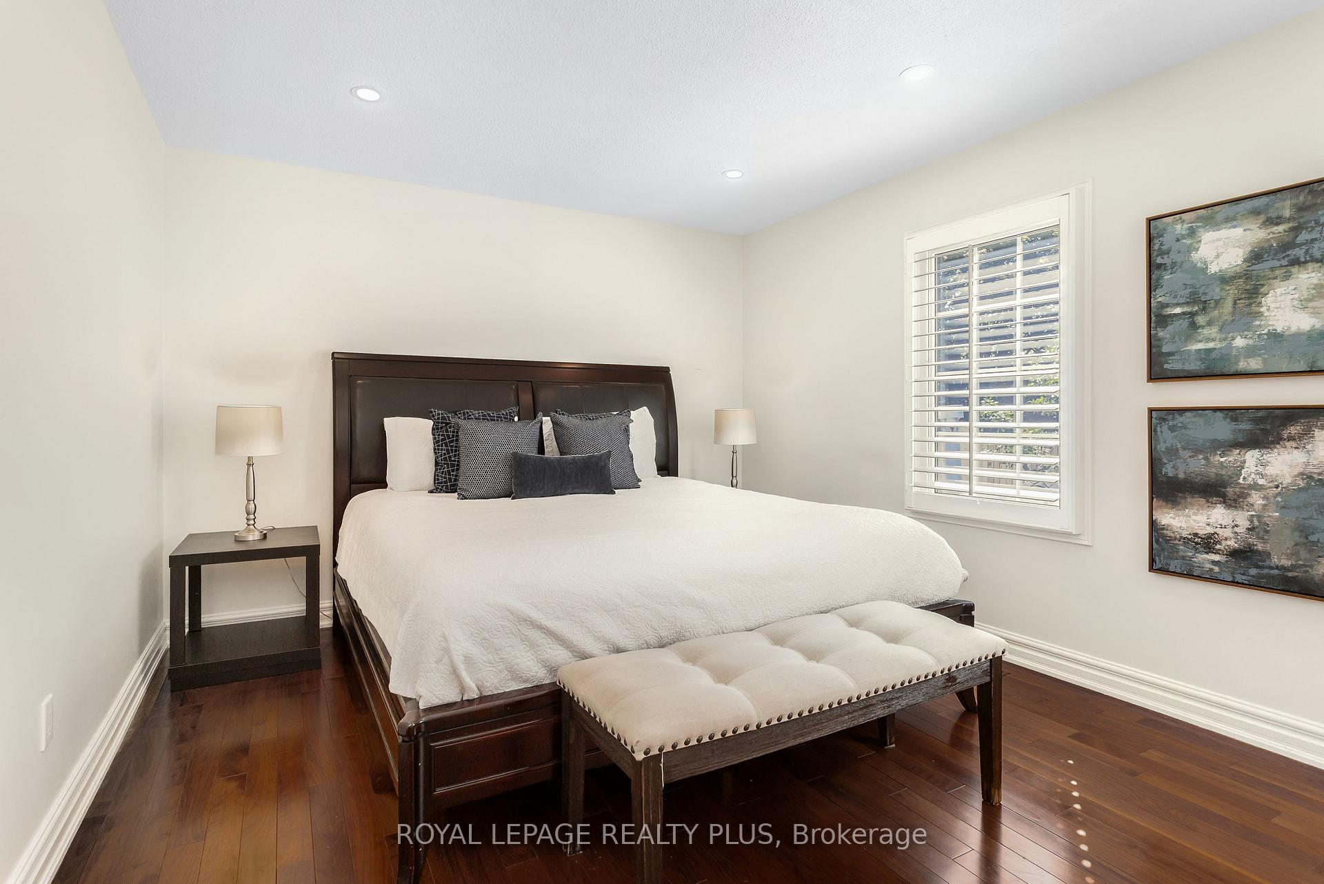 Photo 17 of 2985 Dancer Court, Mississauga, Erin Mills — HOMEH