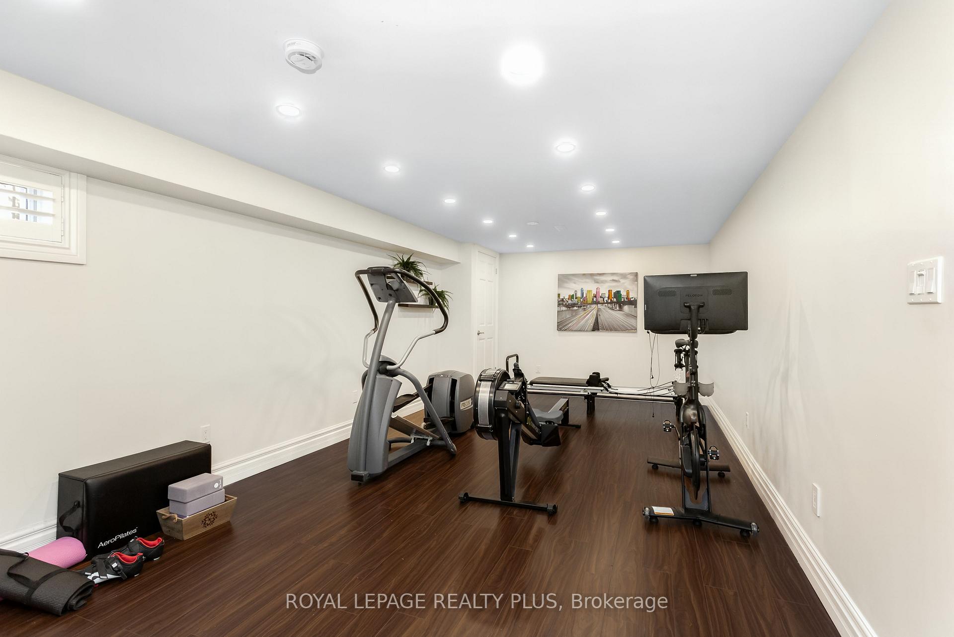 Photo 24 of 2985 Dancer Court, Mississauga, Erin Mills — HOMEH