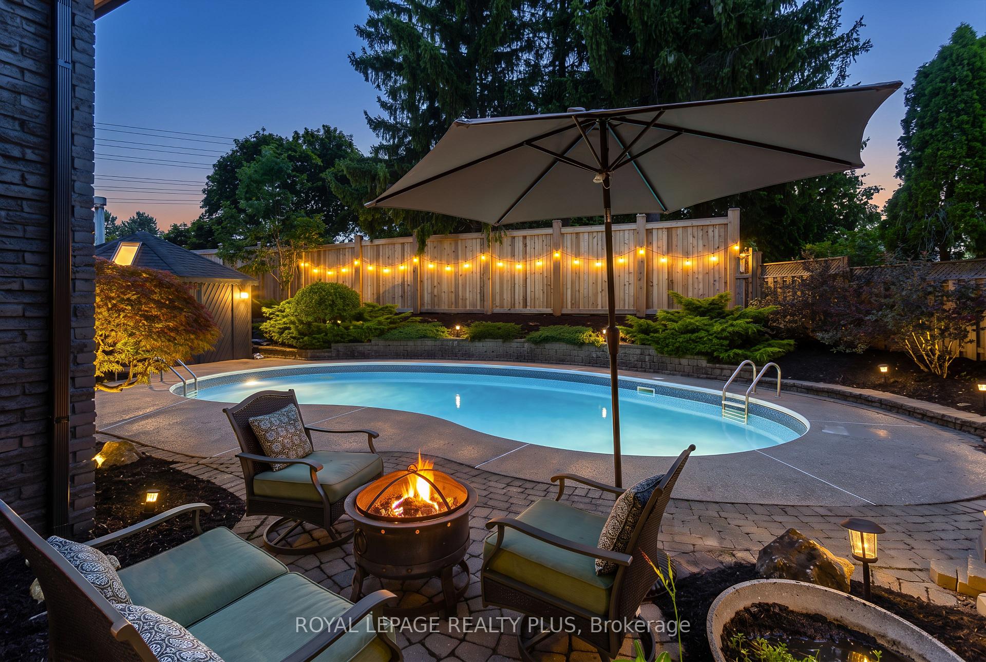 Photo 33 of 2985 Dancer Court, Mississauga, Erin Mills — HOMEH
