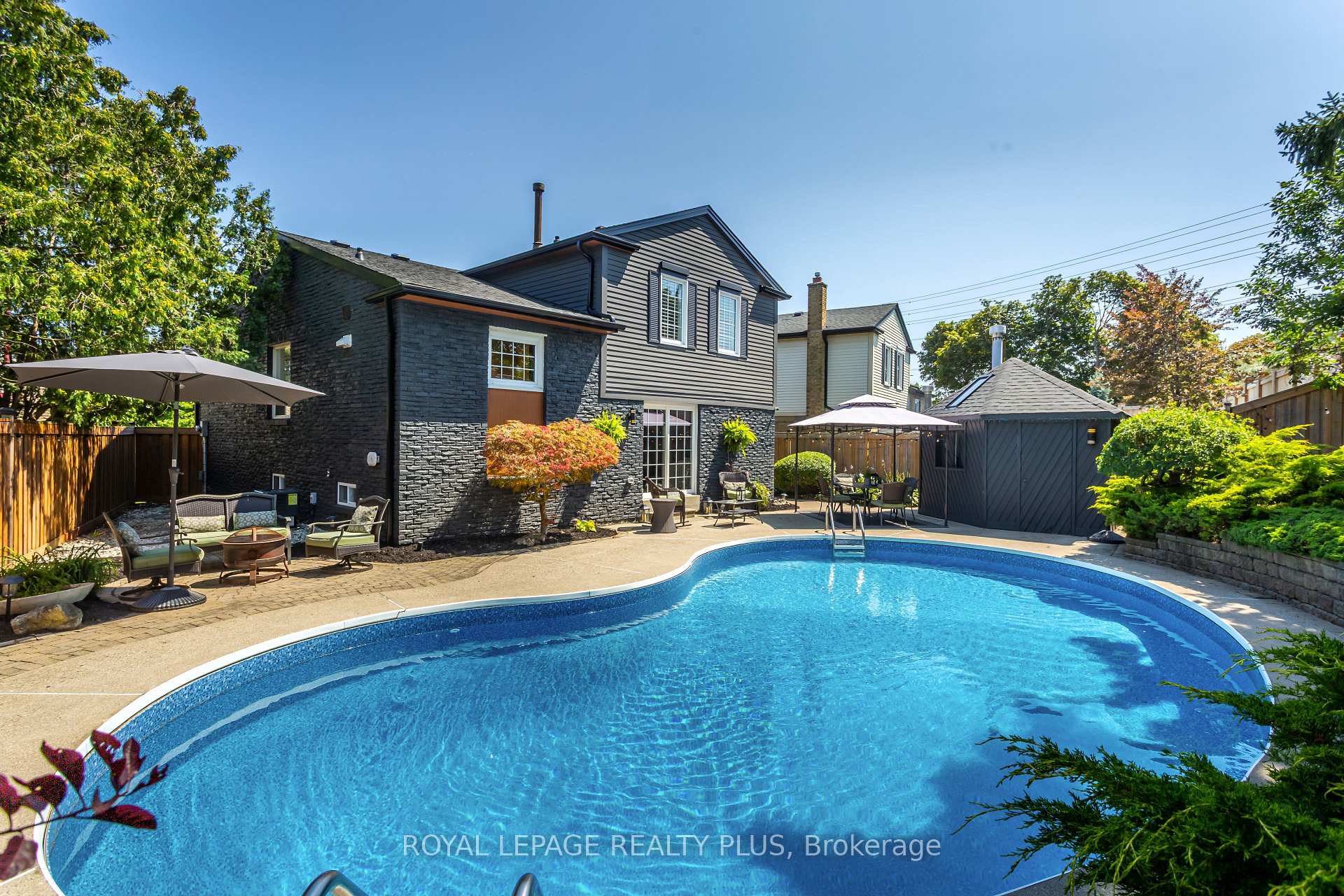 Photo 34 of 2985 Dancer Court, Mississauga, Erin Mills — HOMEH