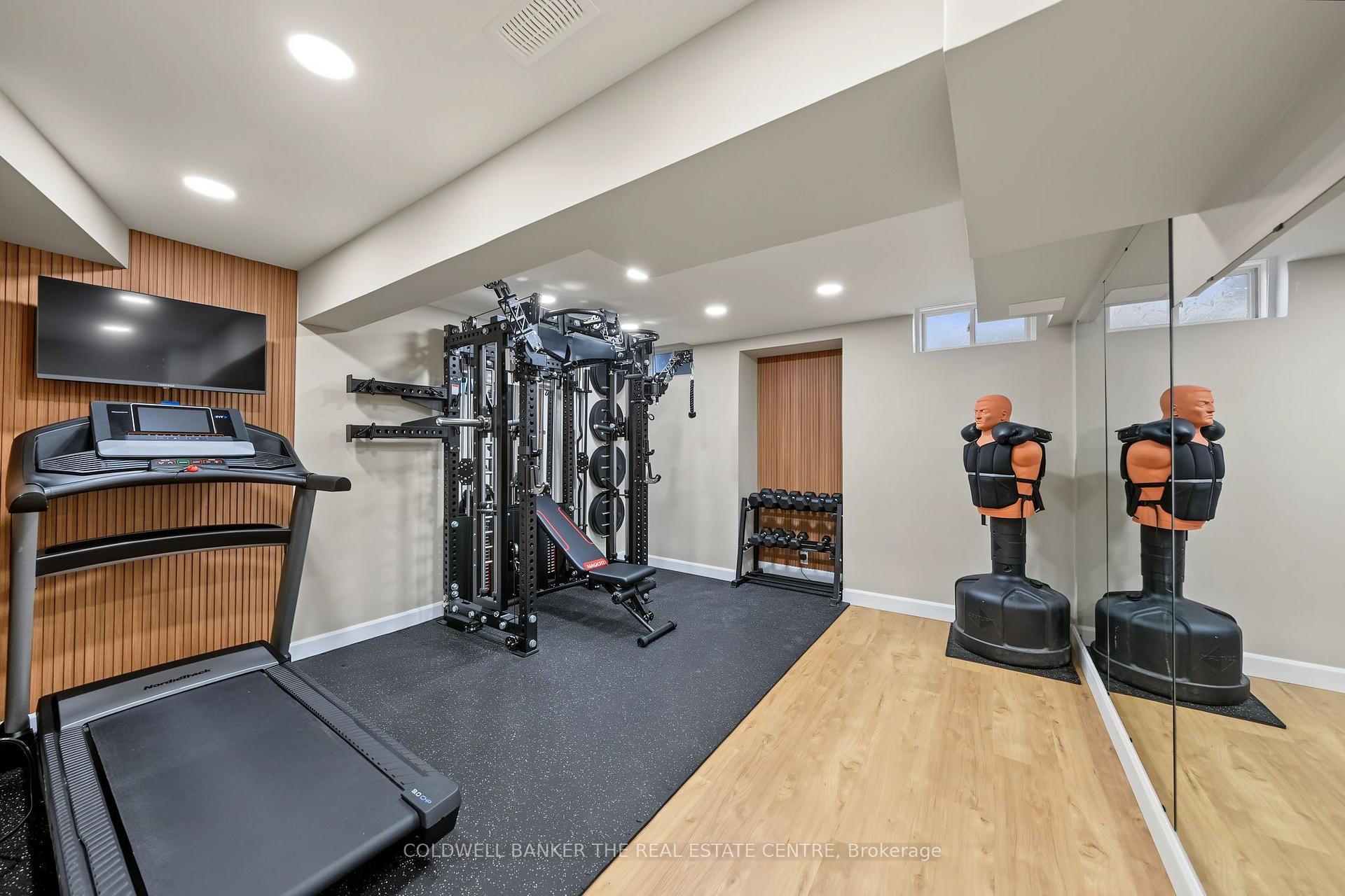Photo 25 of 705 Yarfield Crescent, Newmarket, Glenway Estates — HOMEH