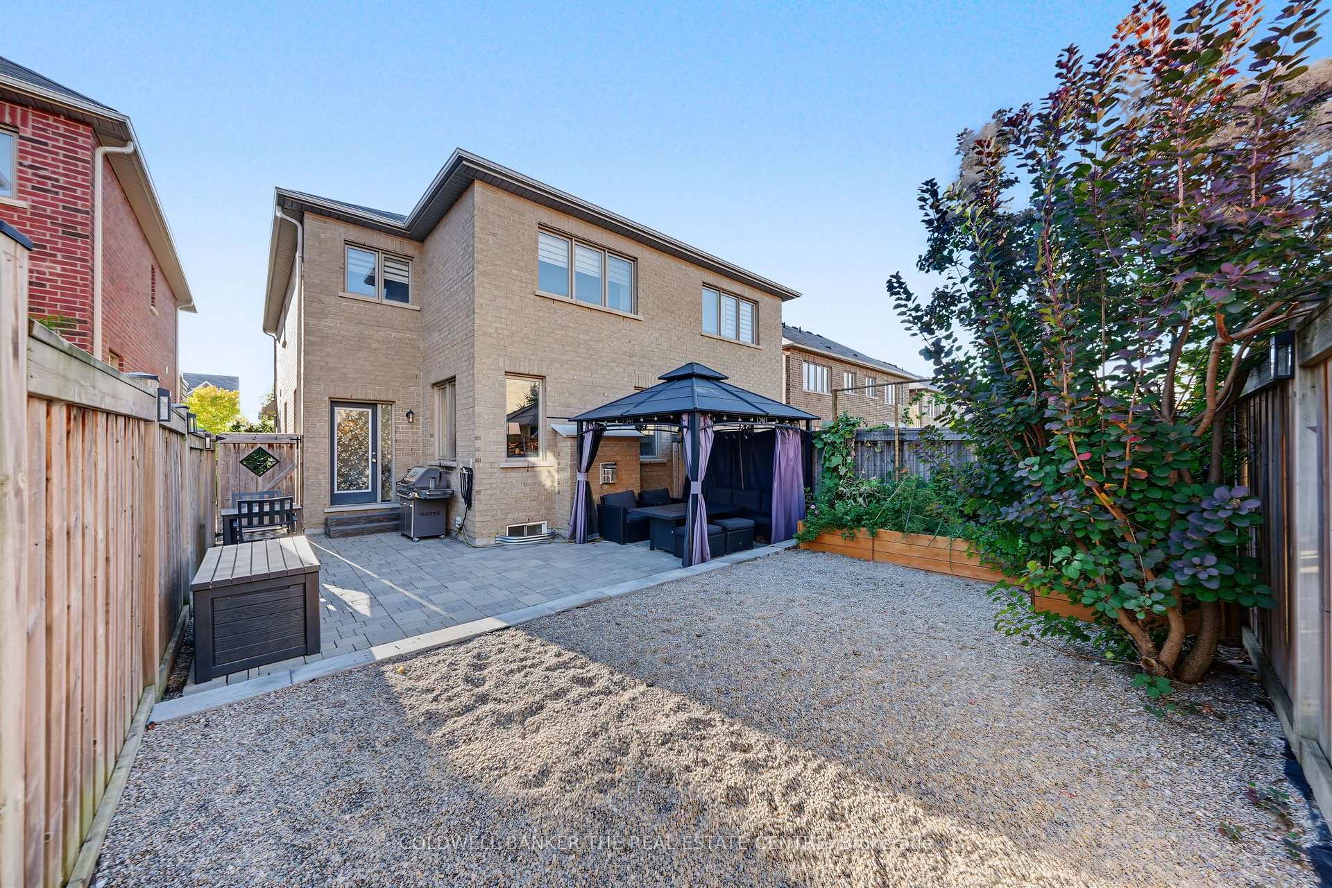 Photo 29 of 705 Yarfield Crescent, Newmarket, Glenway Estates — HOMEH