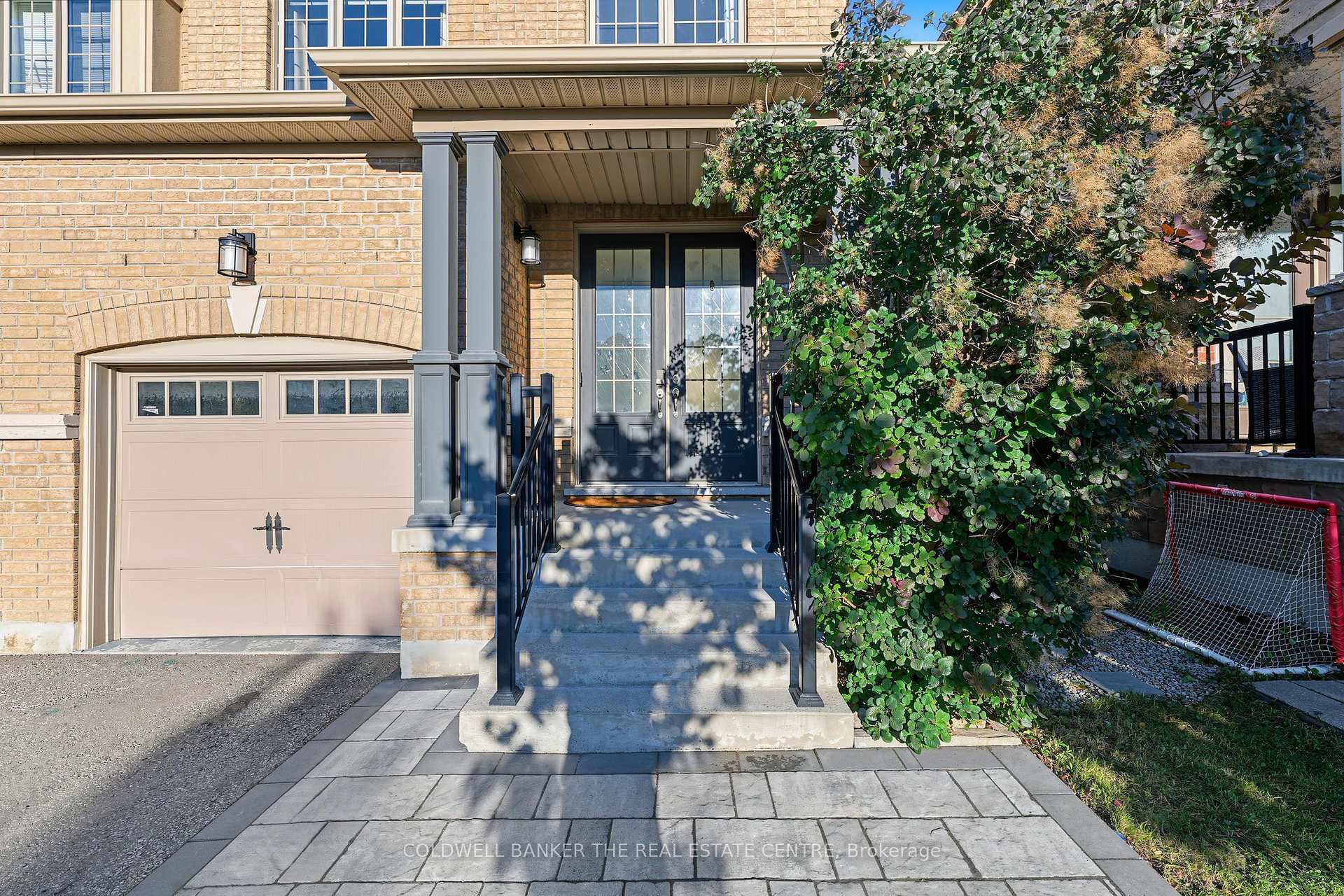 Photo 32 of 705 Yarfield Crescent, Newmarket, Glenway Estates — HOMEH