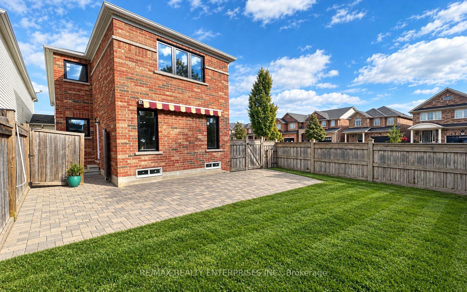 Photo 34 of 2 Summit Drive, Vaughan, Vellore Village — HOMEH