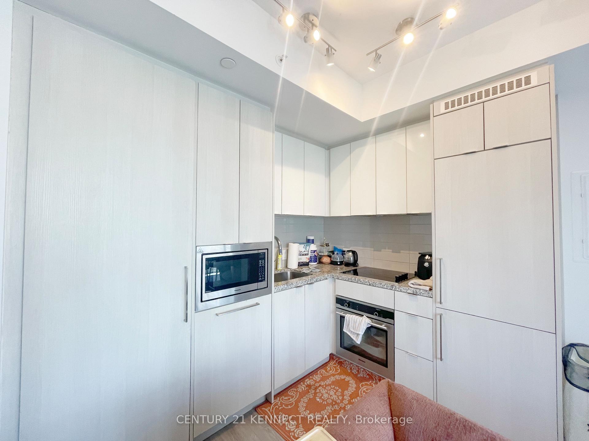 Photo 7 of Unit 4309, 115 Blue Jays Way, Toronto, Waterfront Communities — HOMEH
