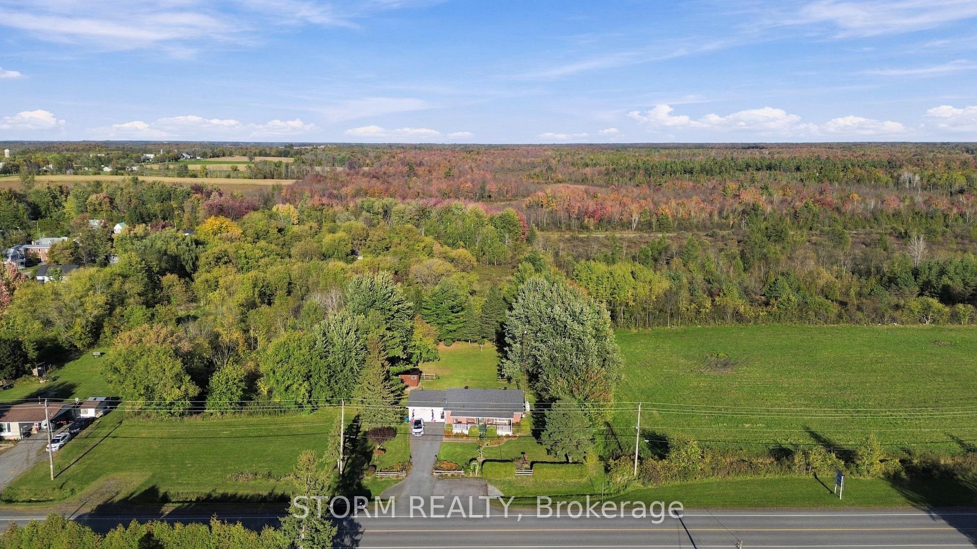 Photo 6 of 3947 County 12 Road, South Stormont, South Stormont (Osnabruck) Twp — HOMEH