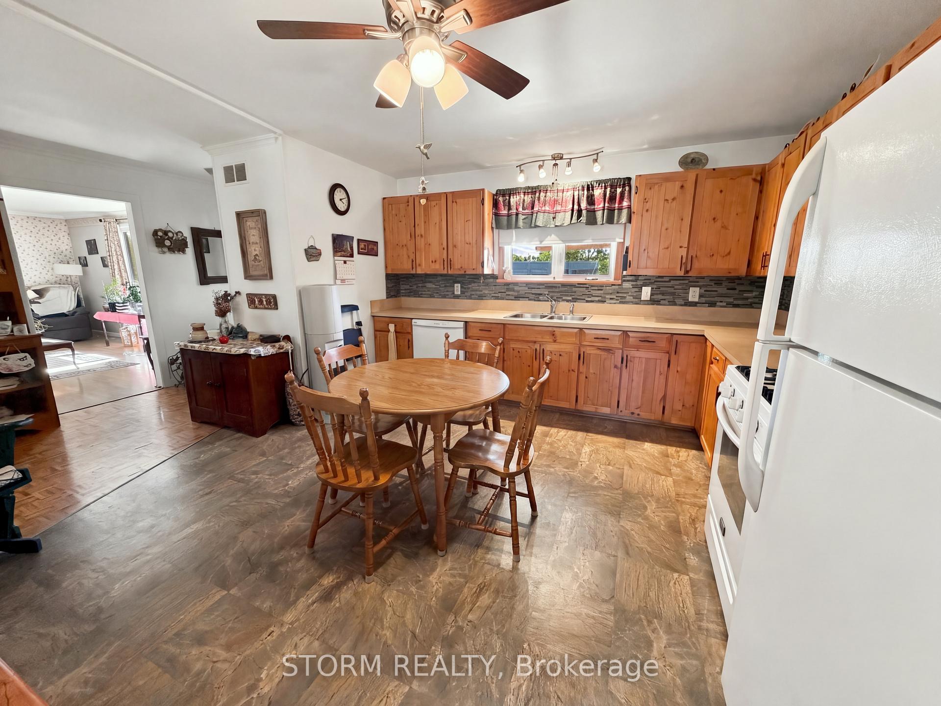 Photo 12 of 3947 County 12 Road, South Stormont, South Stormont (Osnabruck) Twp — HOMEH