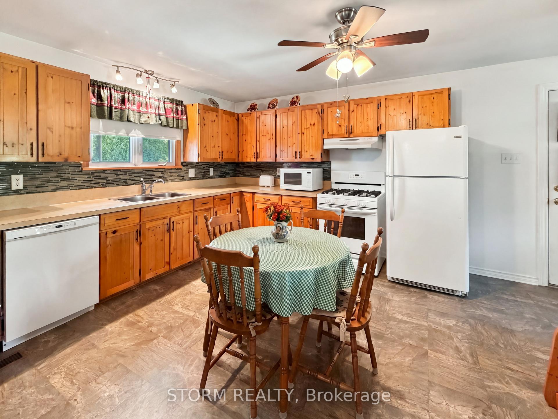 Photo 13 of 3947 County 12 Road, South Stormont, South Stormont (Osnabruck) Twp — HOMEH