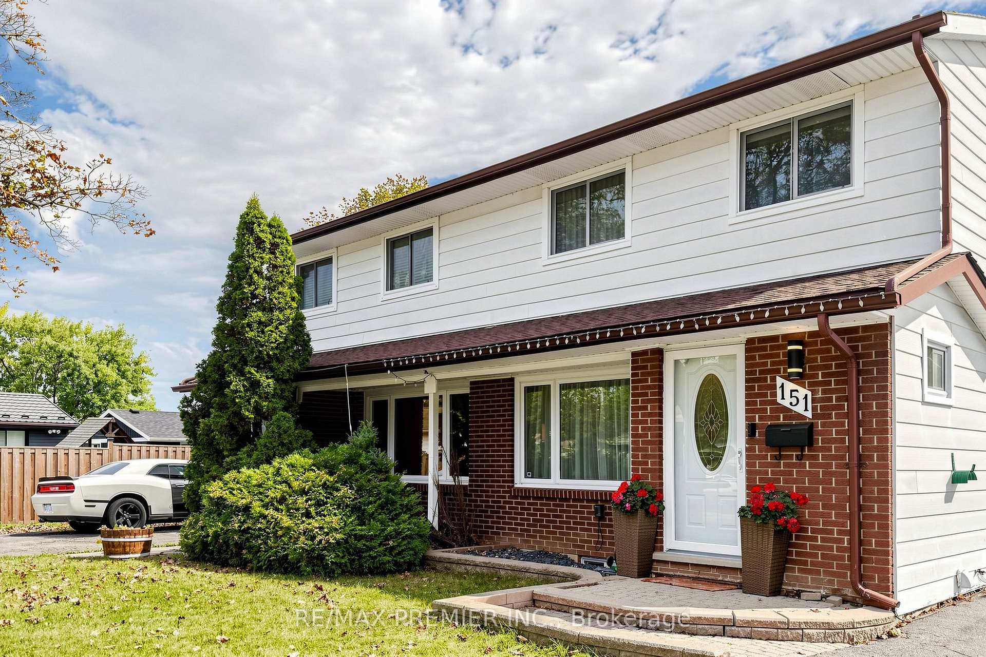 Photo of 151 Moxley Court