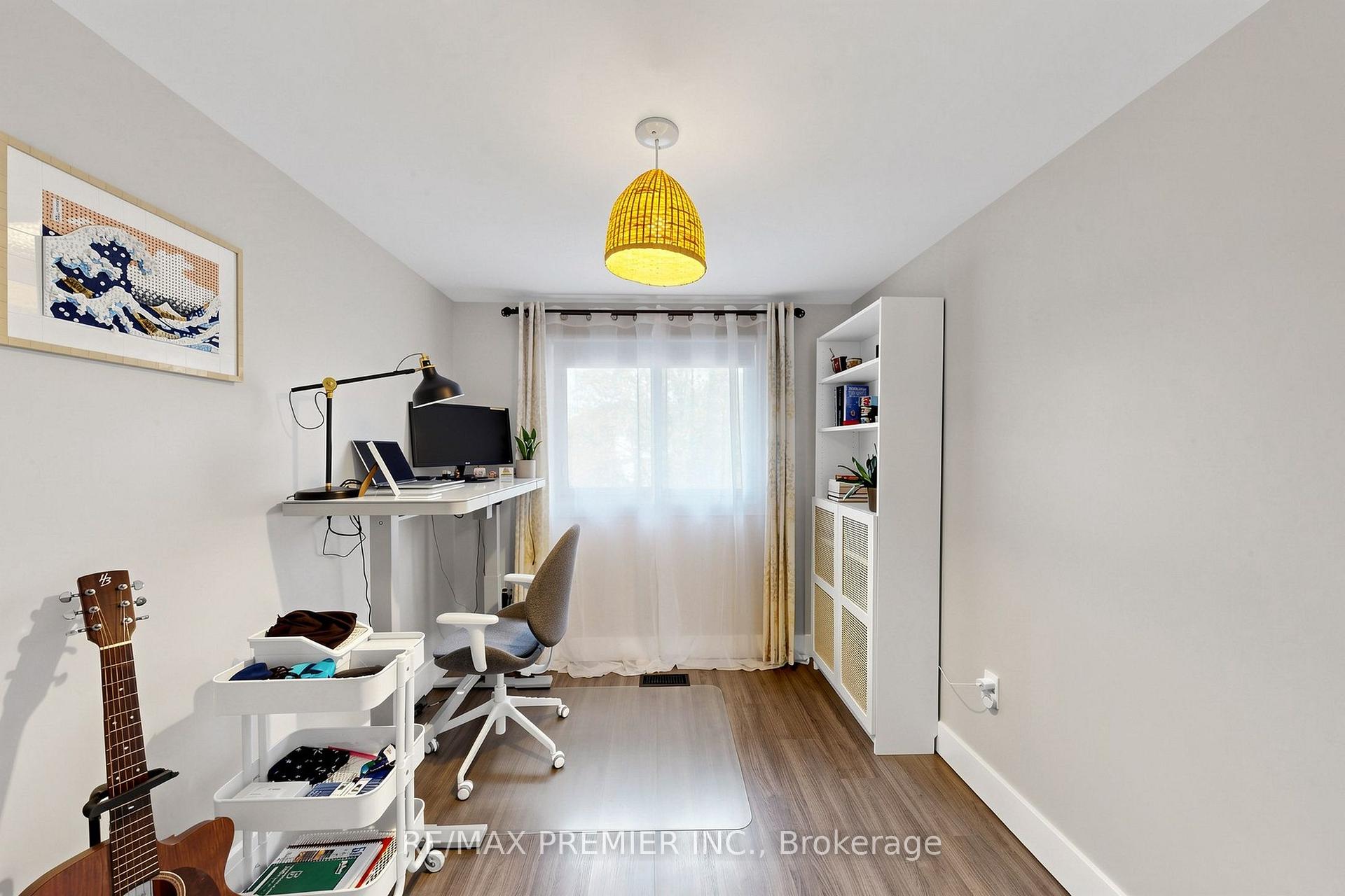Photo 13 of 151 Moxley Court, Hamilton, Lisgar — HOMEH