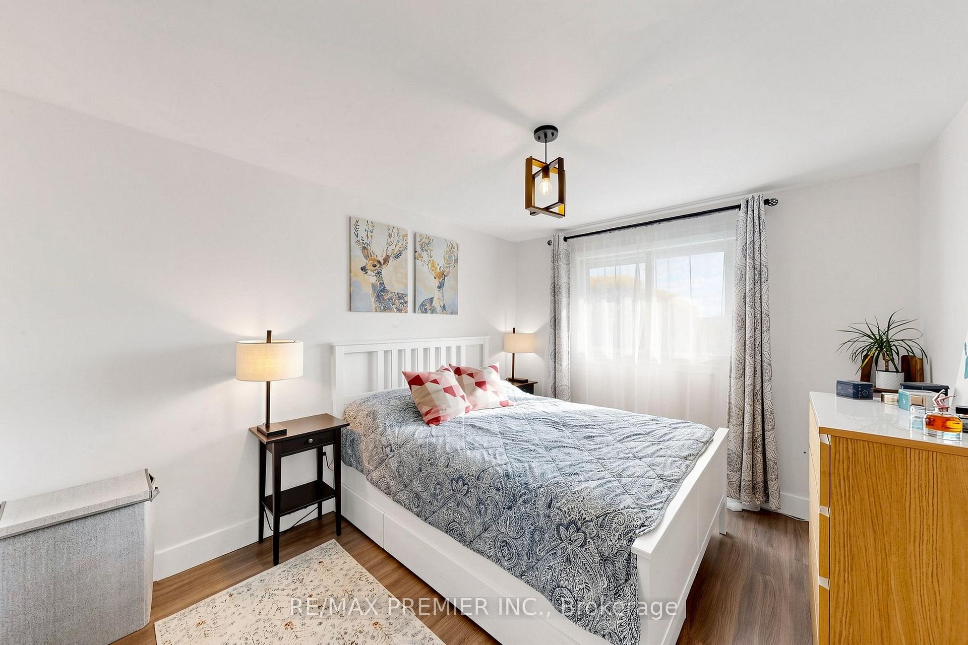 Photo 16 of 151 Moxley Court, Hamilton, Lisgar — HOMEH