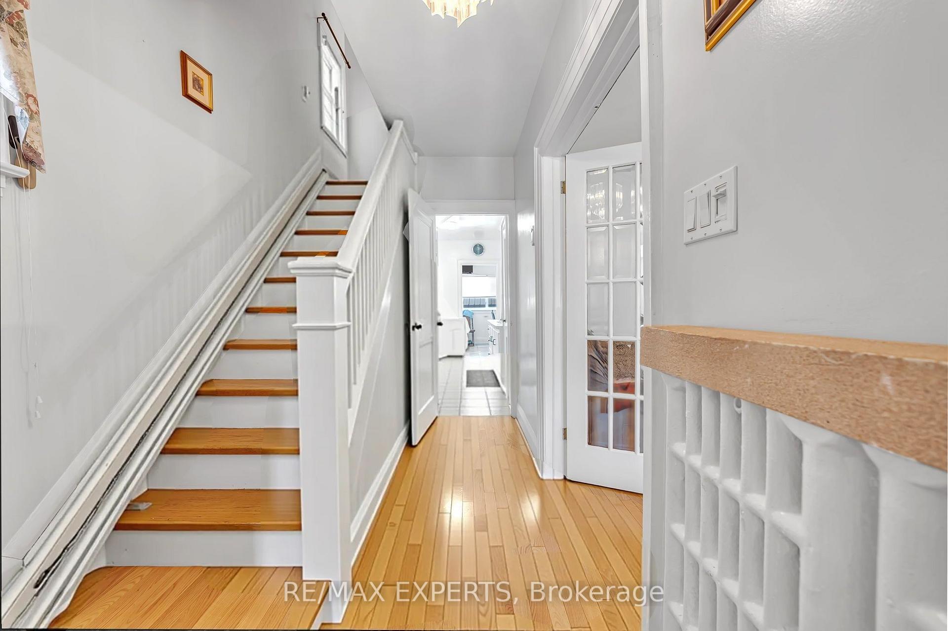 Photo 4 of 406 Lauder Avenue, Toronto, Oakwood Village — HOMEH